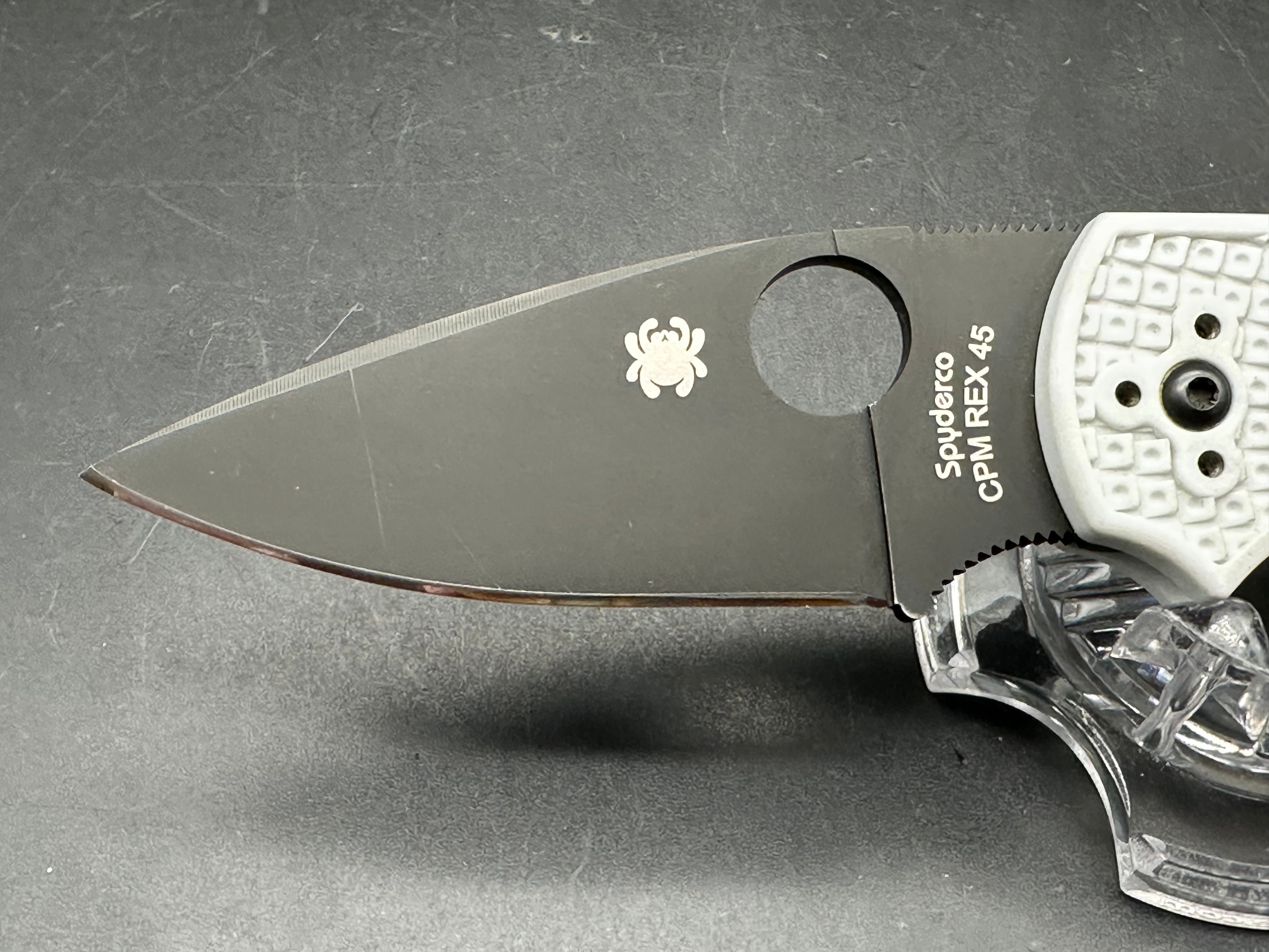 Spyderco Native 5 Rex45 with White FRN Stormtrooper