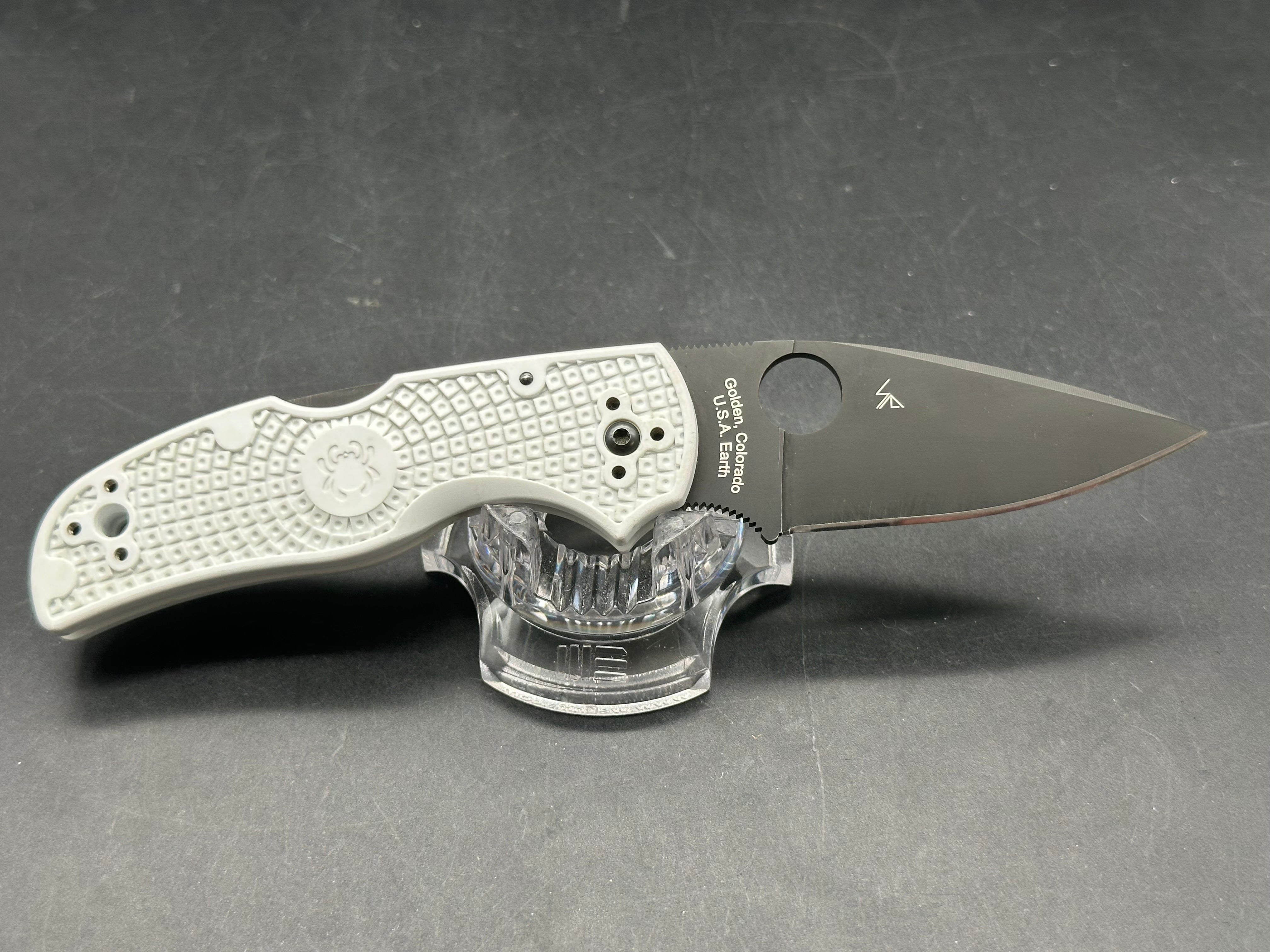 Spyderco Native 5 Rex45 with White FRN Stormtrooper