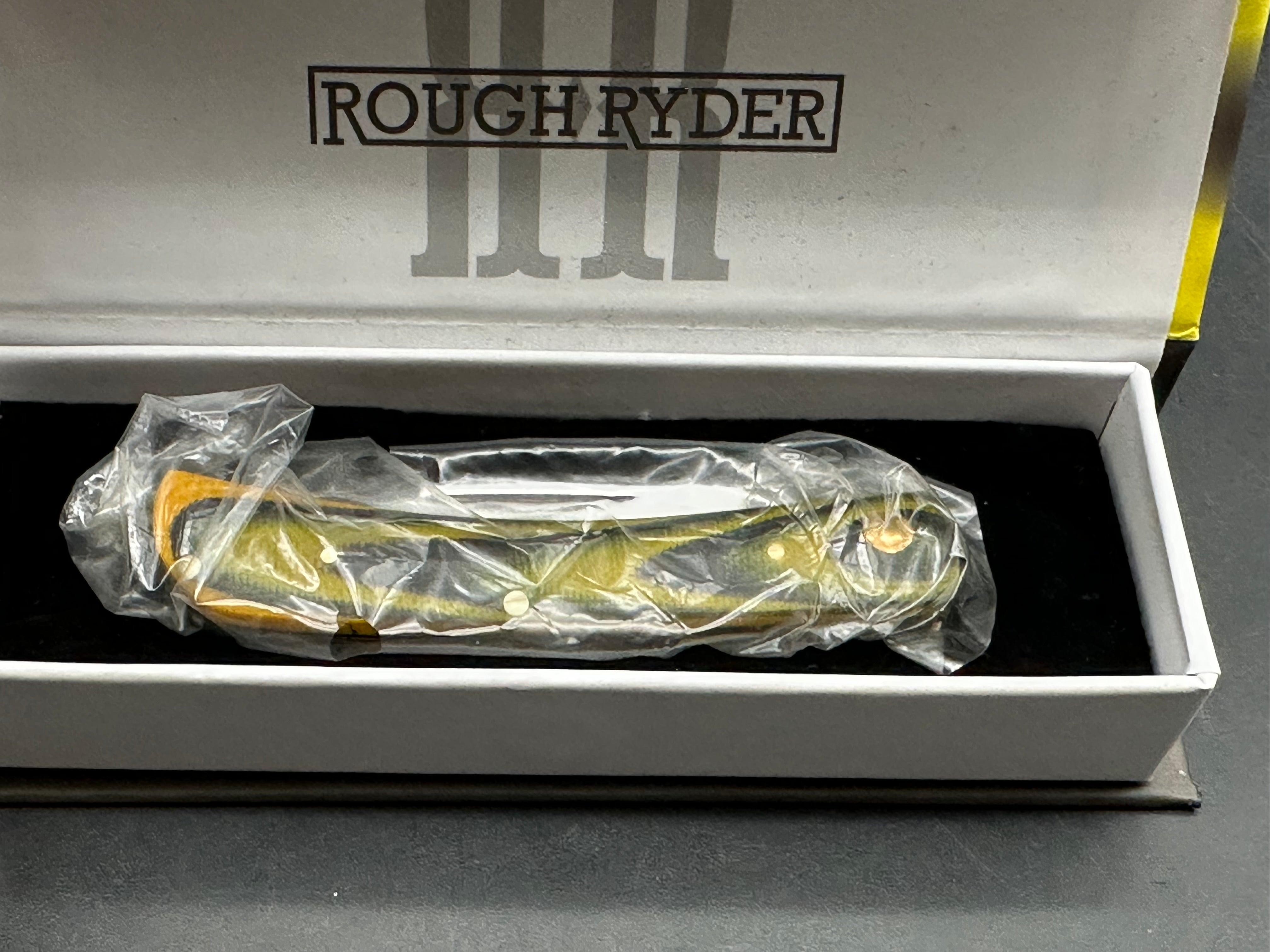 Rough Rider 2267 Wasp Linerlock Knife Black/Yellow Handles