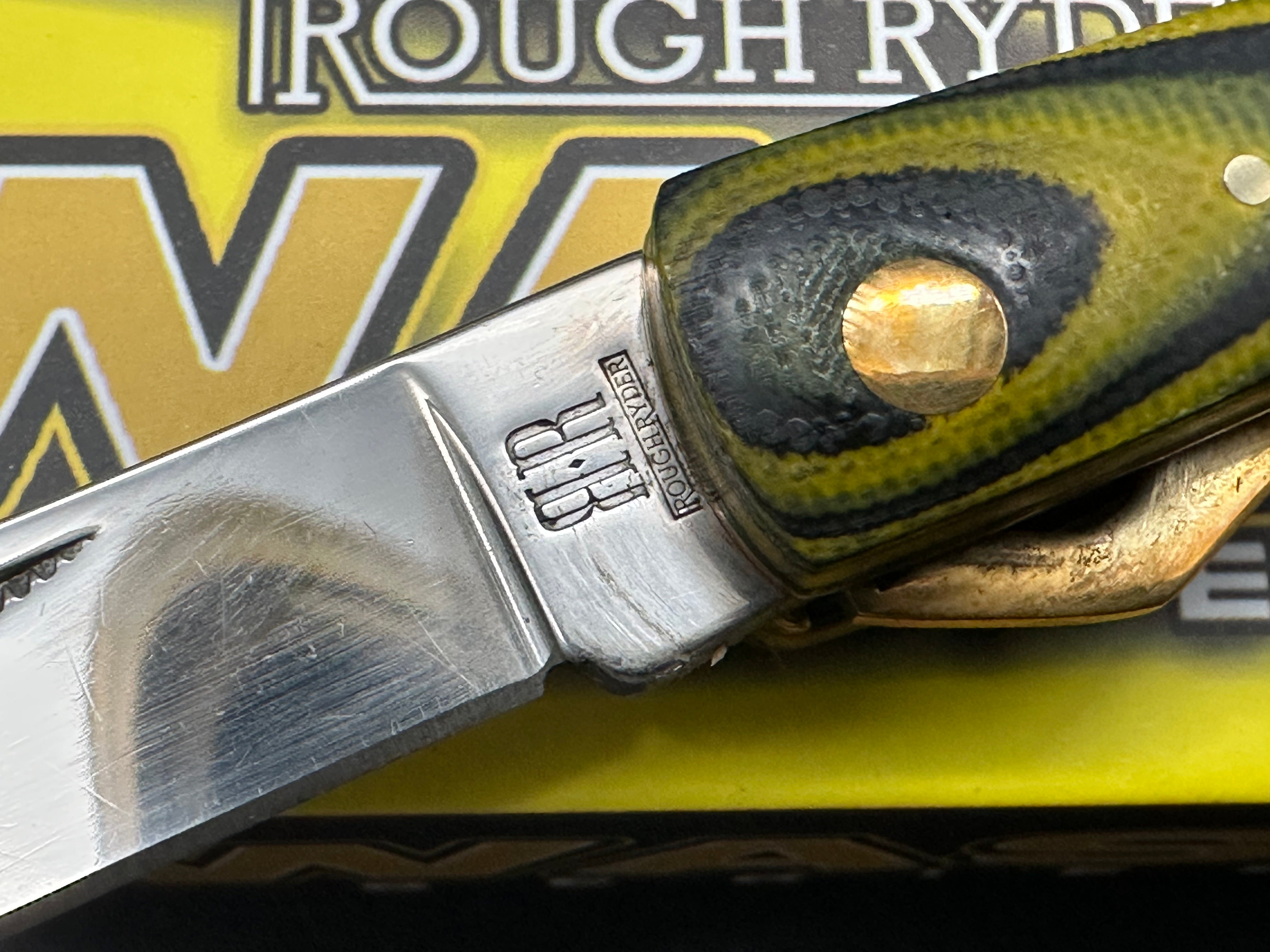 Rough Rider 2267 Wasp Linerlock Knife Black/Yellow Handles