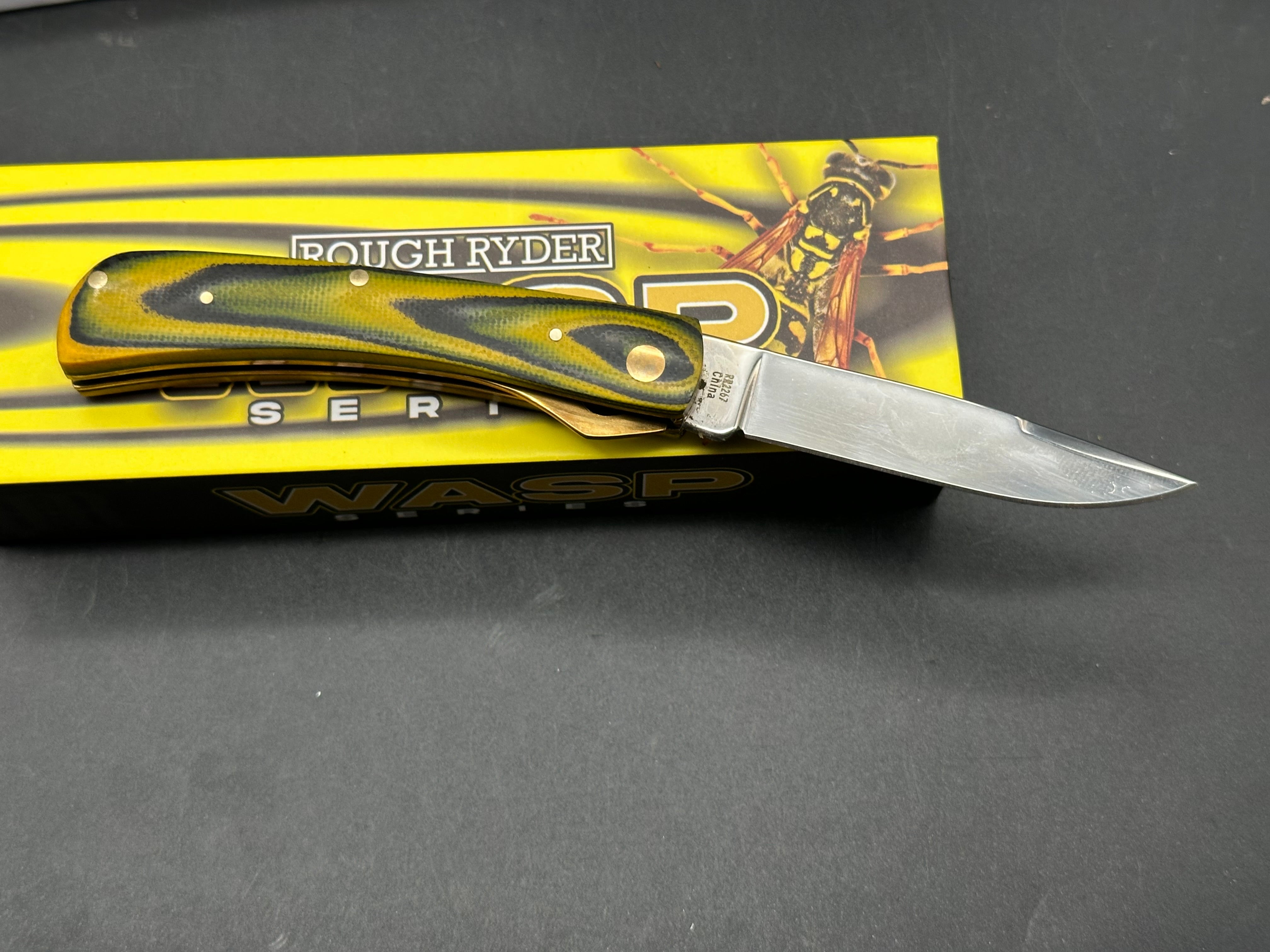 Rough Rider 2267 Wasp Linerlock Knife Black/Yellow Handles