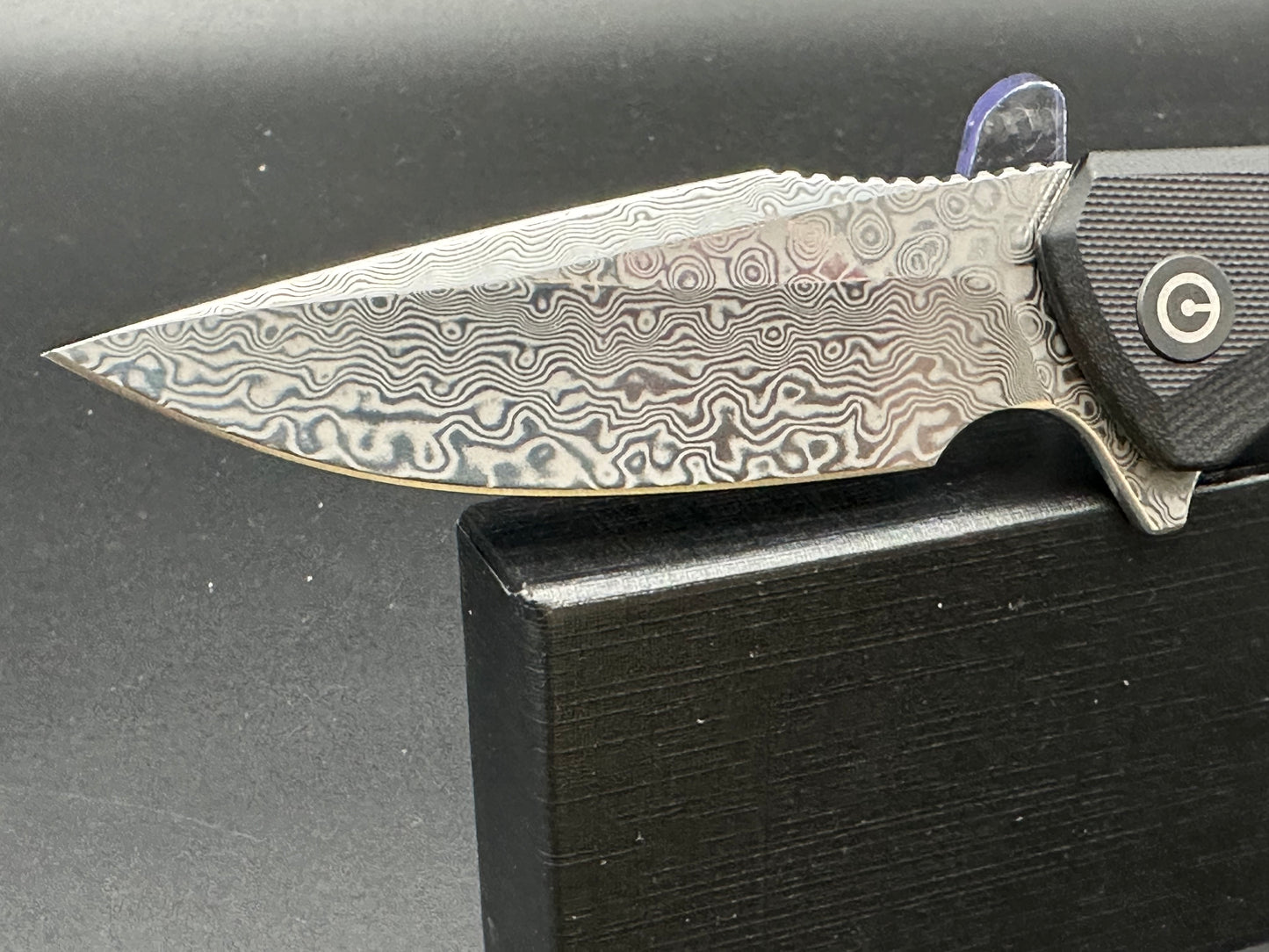 Civivi Backlash black G10 scales w/damascus blade