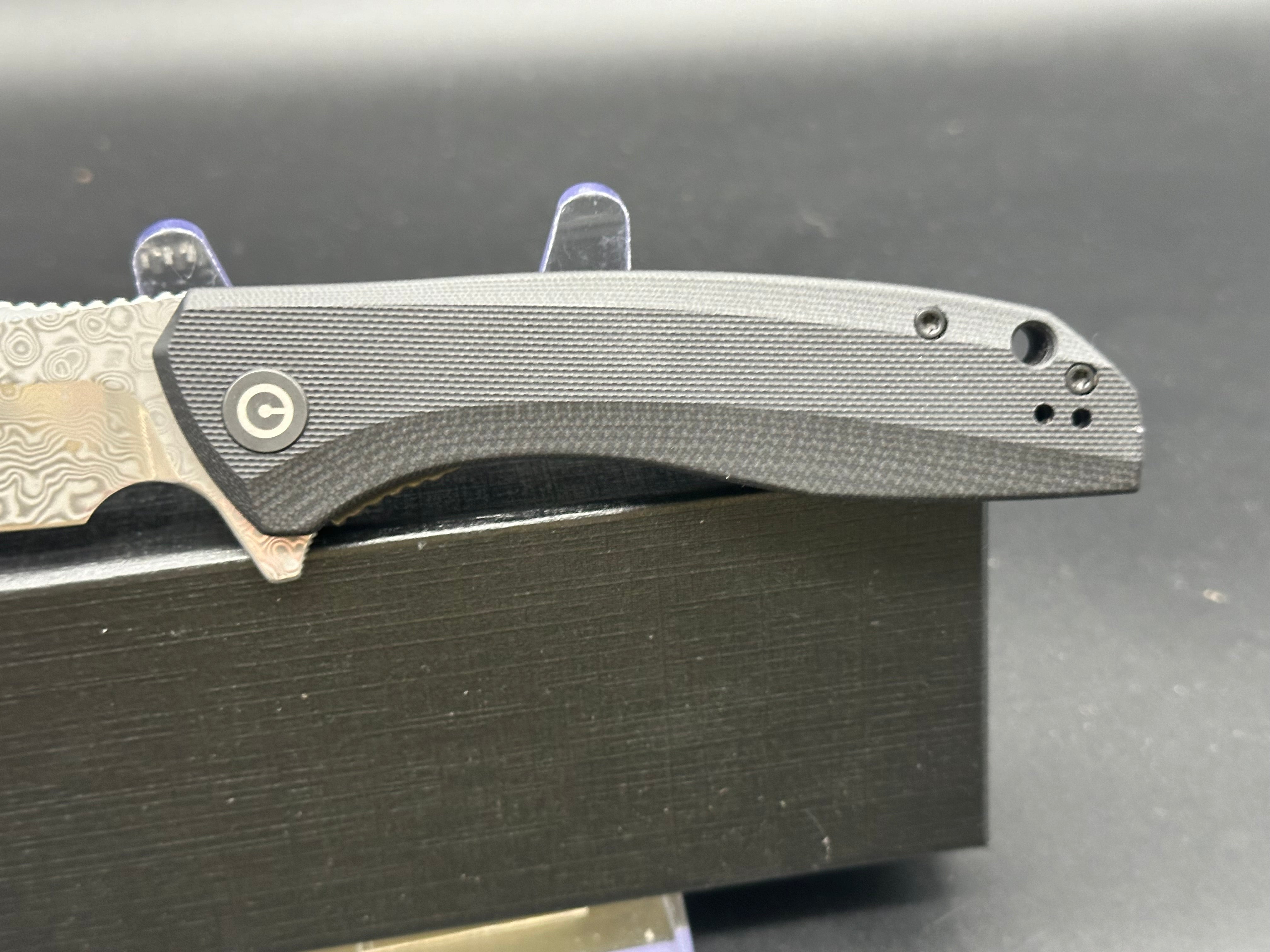 Civivi Backlash black G10 scales w/damascus blade