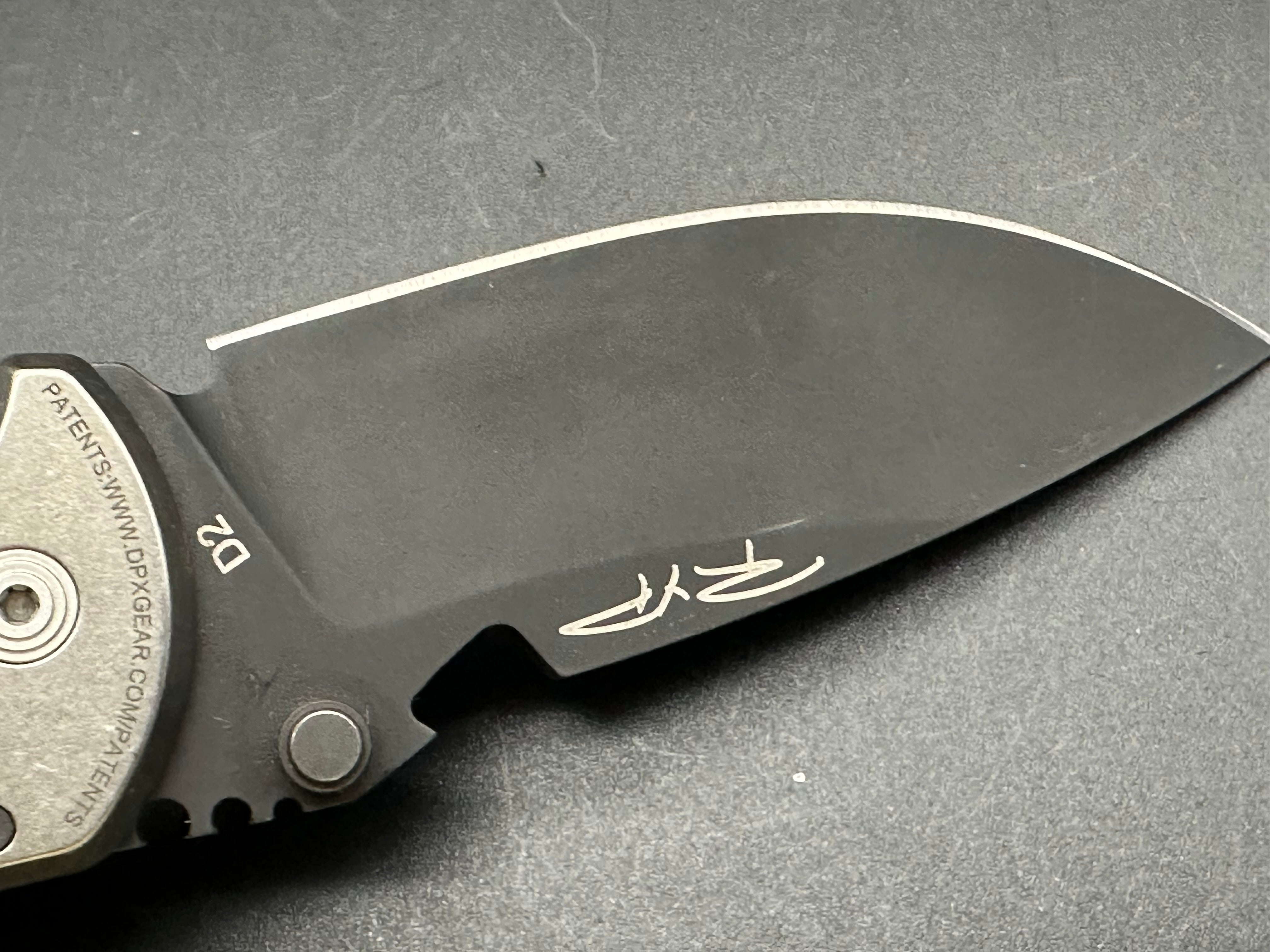 DPX Hest 2.0 Left hand titanium/G10 frame lock