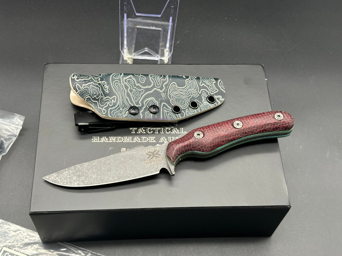 Kraken Stinger fixed blade red burlap micarta handle w/CPM-3V blade