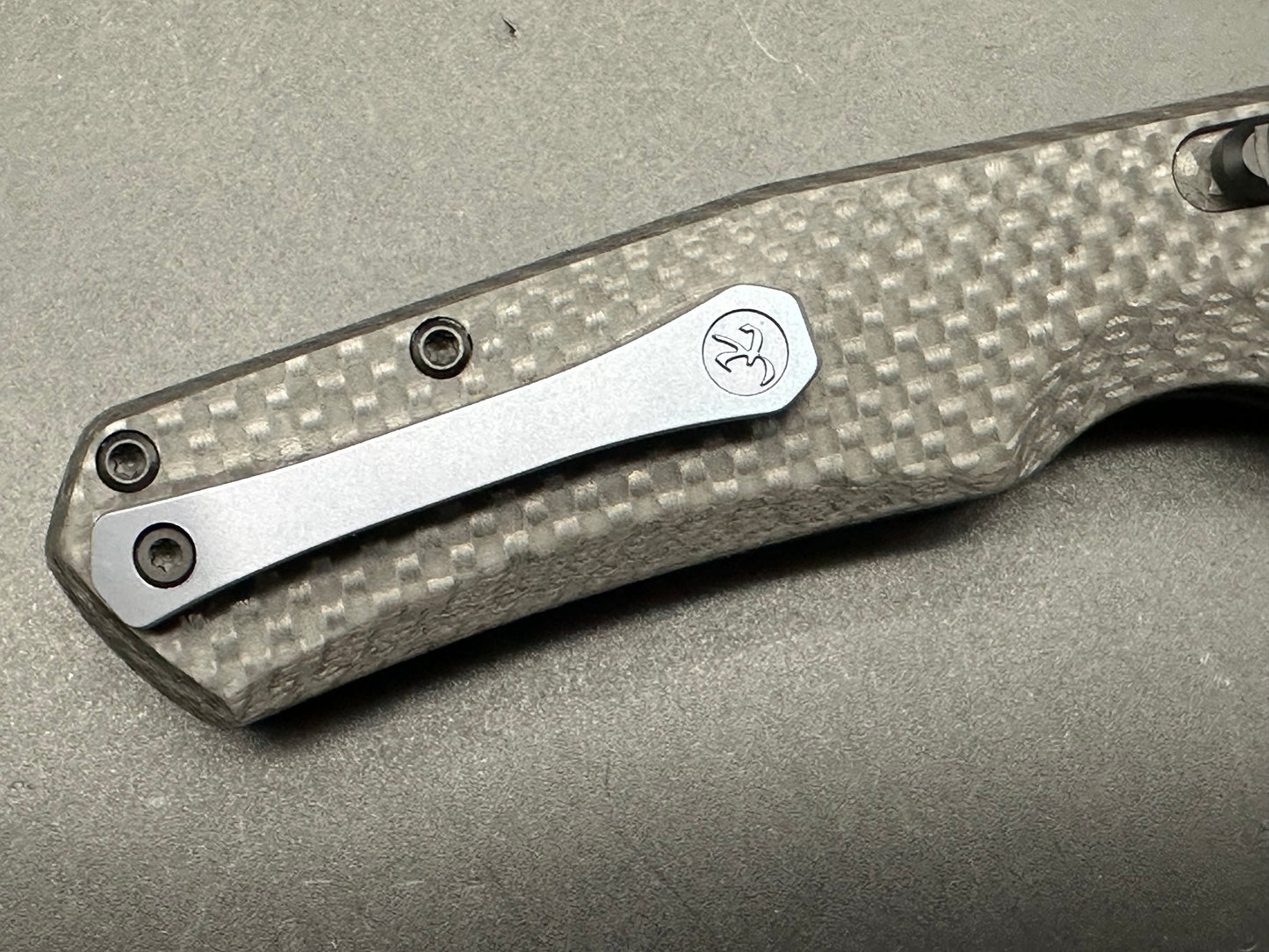 Kunwu Chad Carbon Fiber Satin DLC PM60 blade