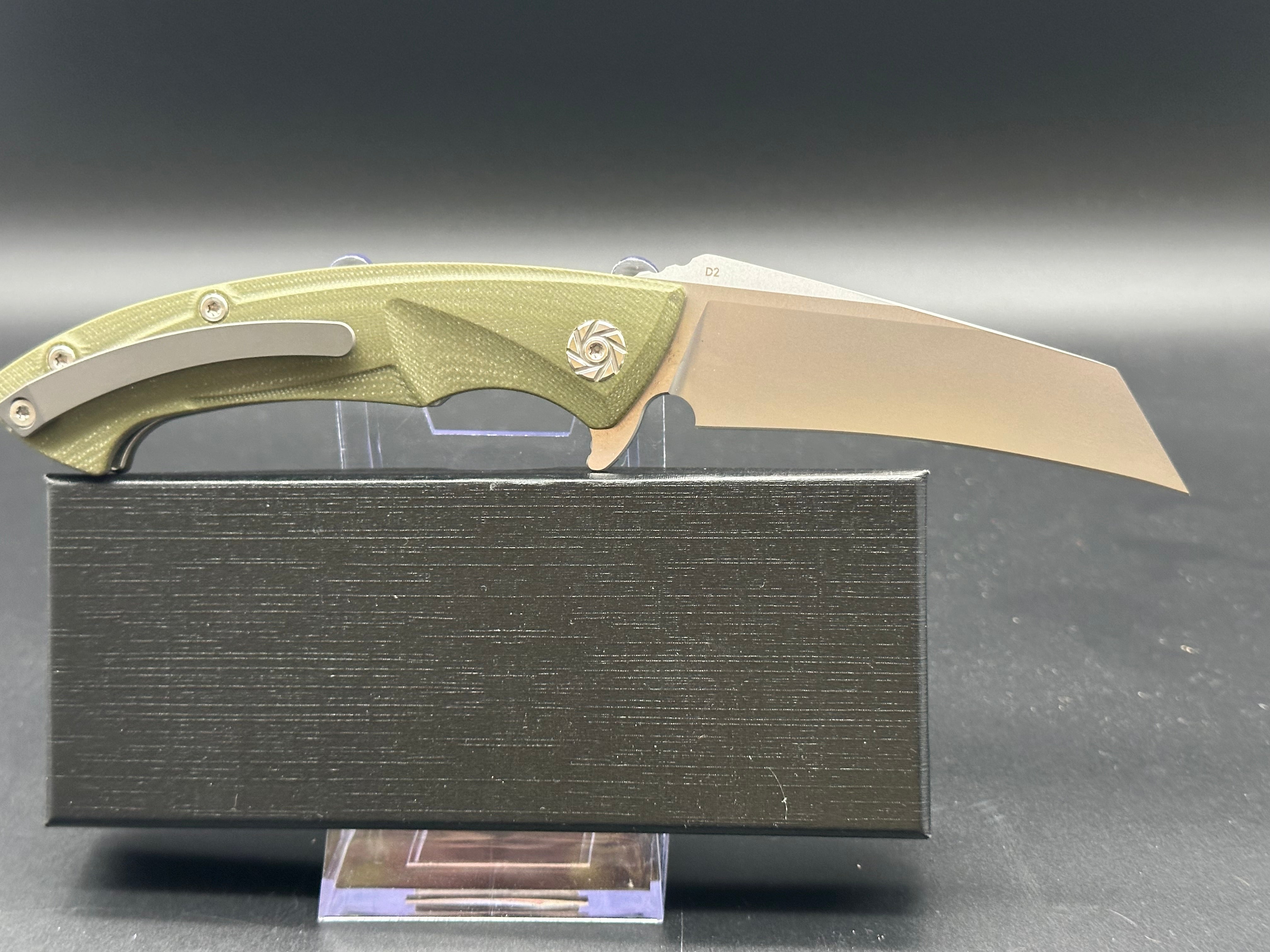 Kubey KU212 Anteater green G10 scales w/14c28n blade