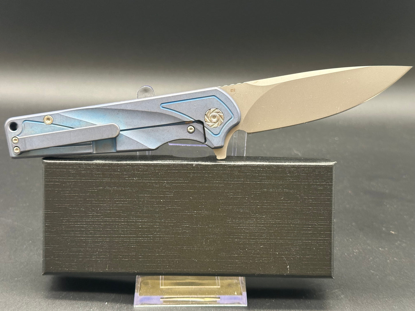 Kubey KU233 Wolverine blue titanium handle w/D2 blade