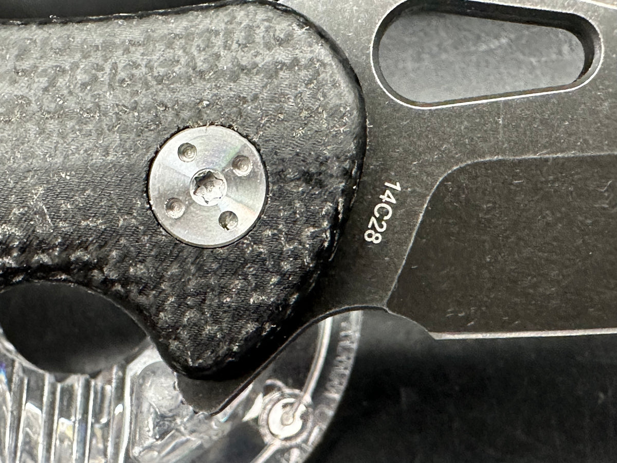 2 knife bundle Kizer Hidden Agenda 10V & Skallywag Mudskipper Black micarta