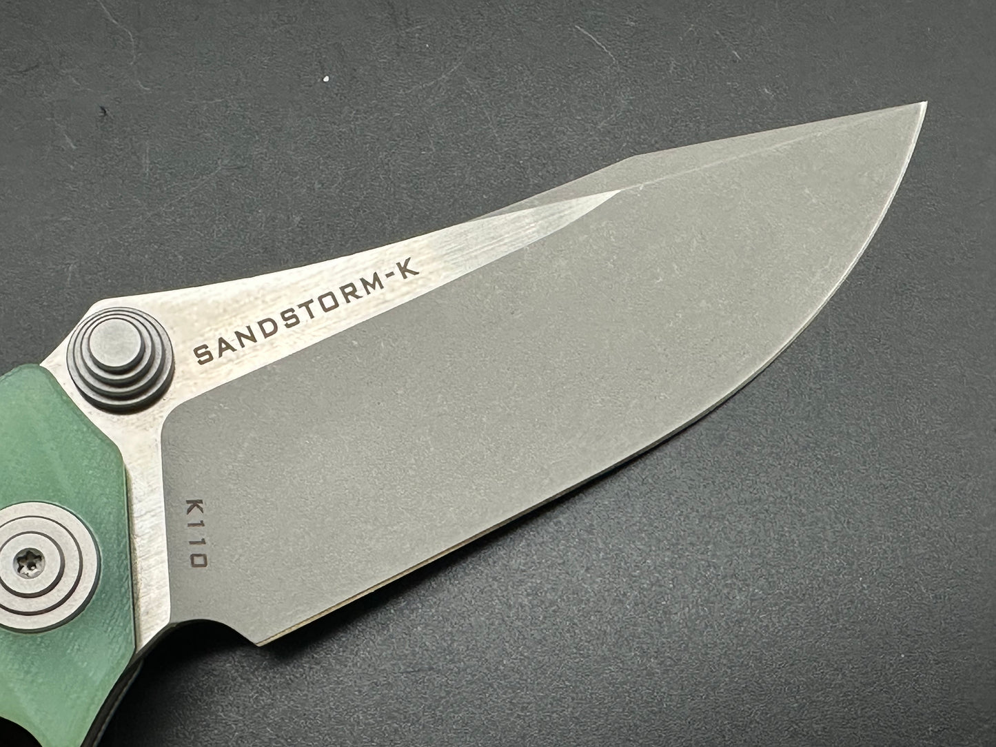 Maxace Sandstorm K jade G10 scales w/K110 blade