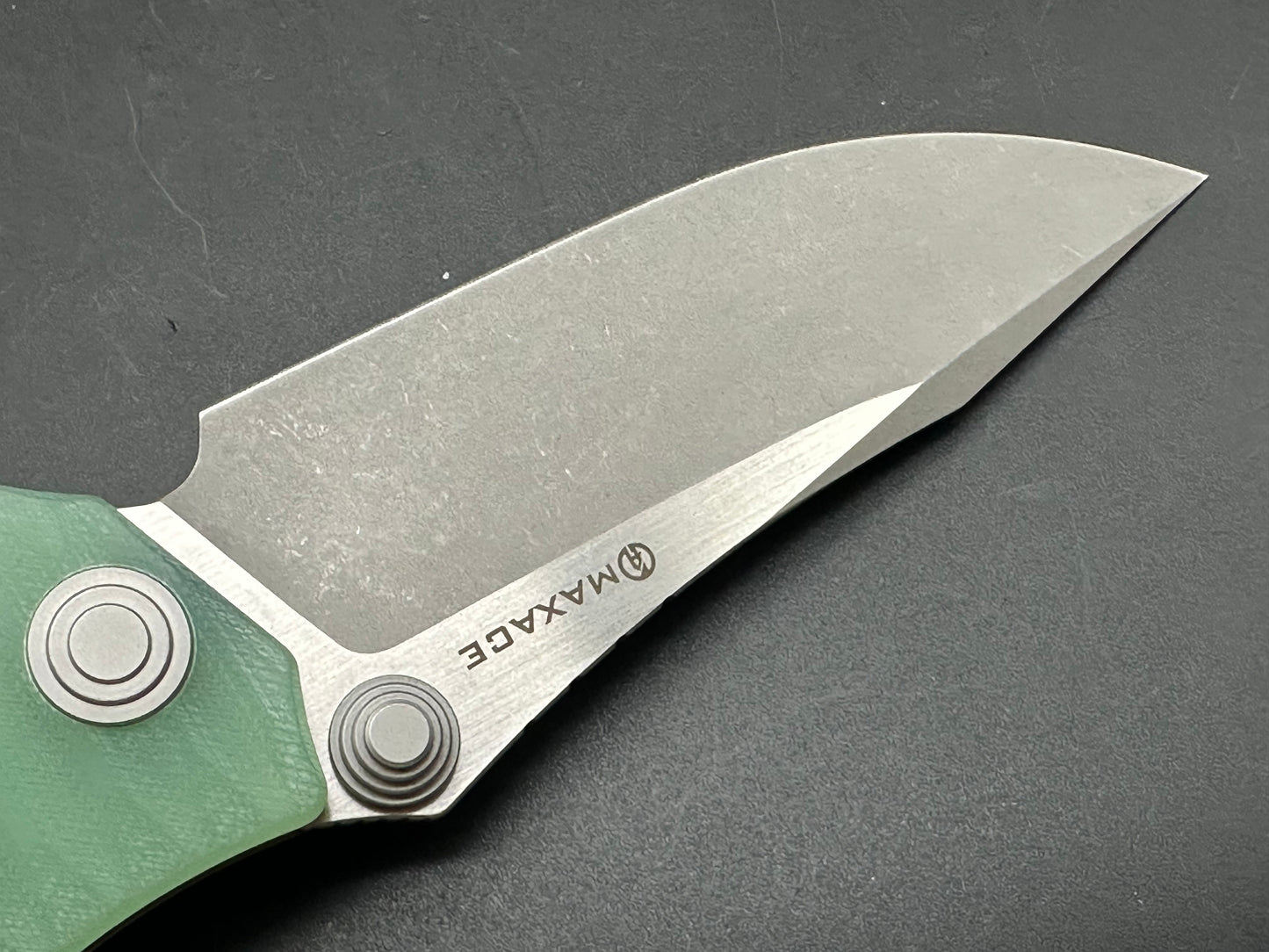 Maxace Sandstorm K jade G10 scales w/K110 blade