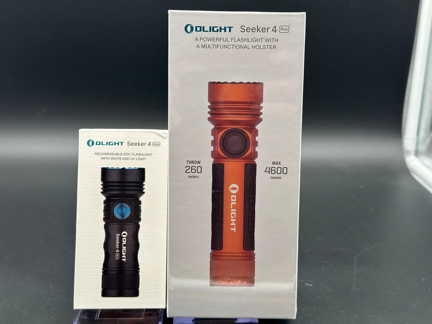 Olight Seeker 4 Pro & Seeker 4 Mini flashlight bundle