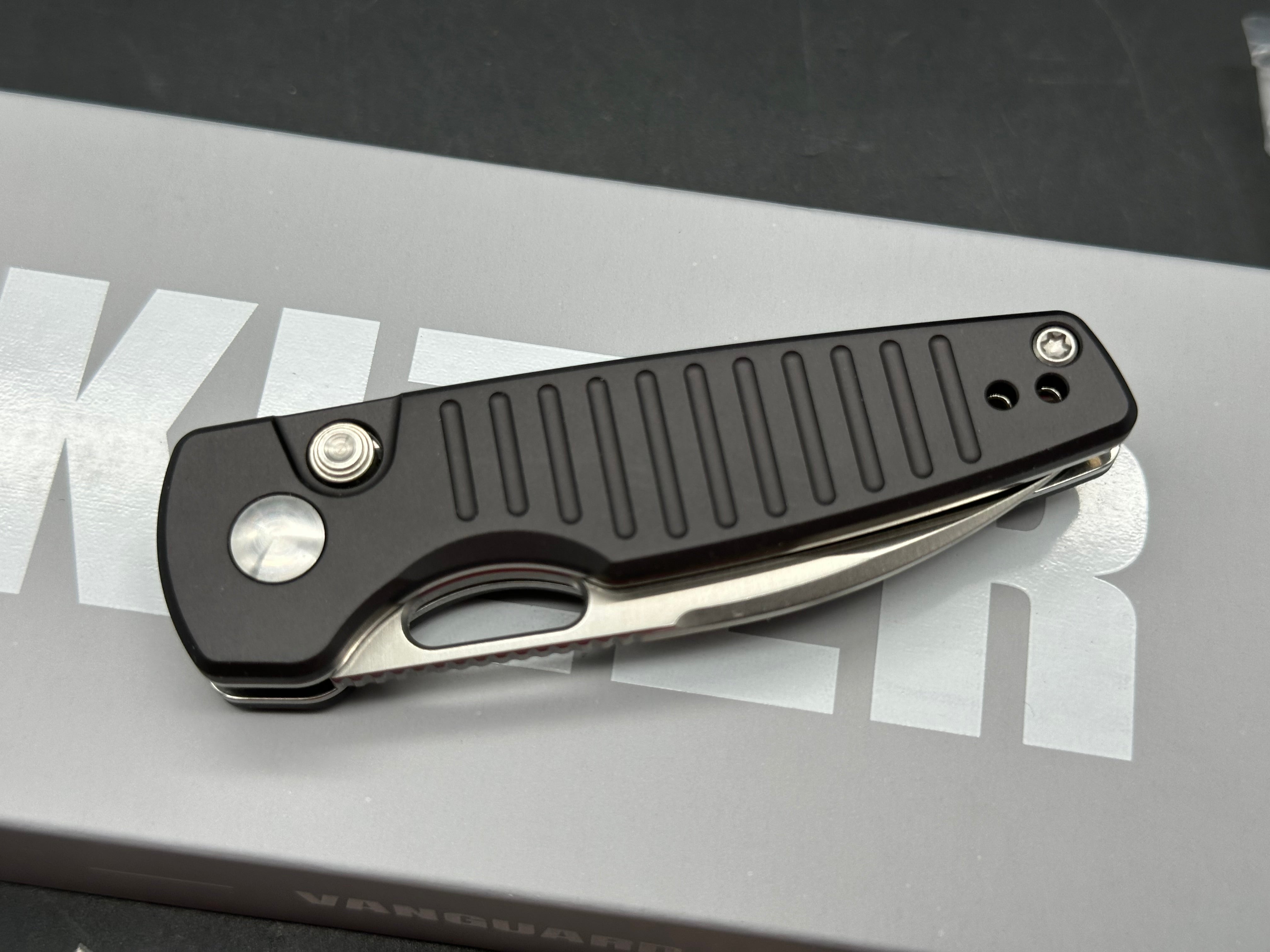 Kizer Parakeet (NEW), 2.46" Nitro-V Satin Drop Point Blade with Dark Gray Aluminum Scales