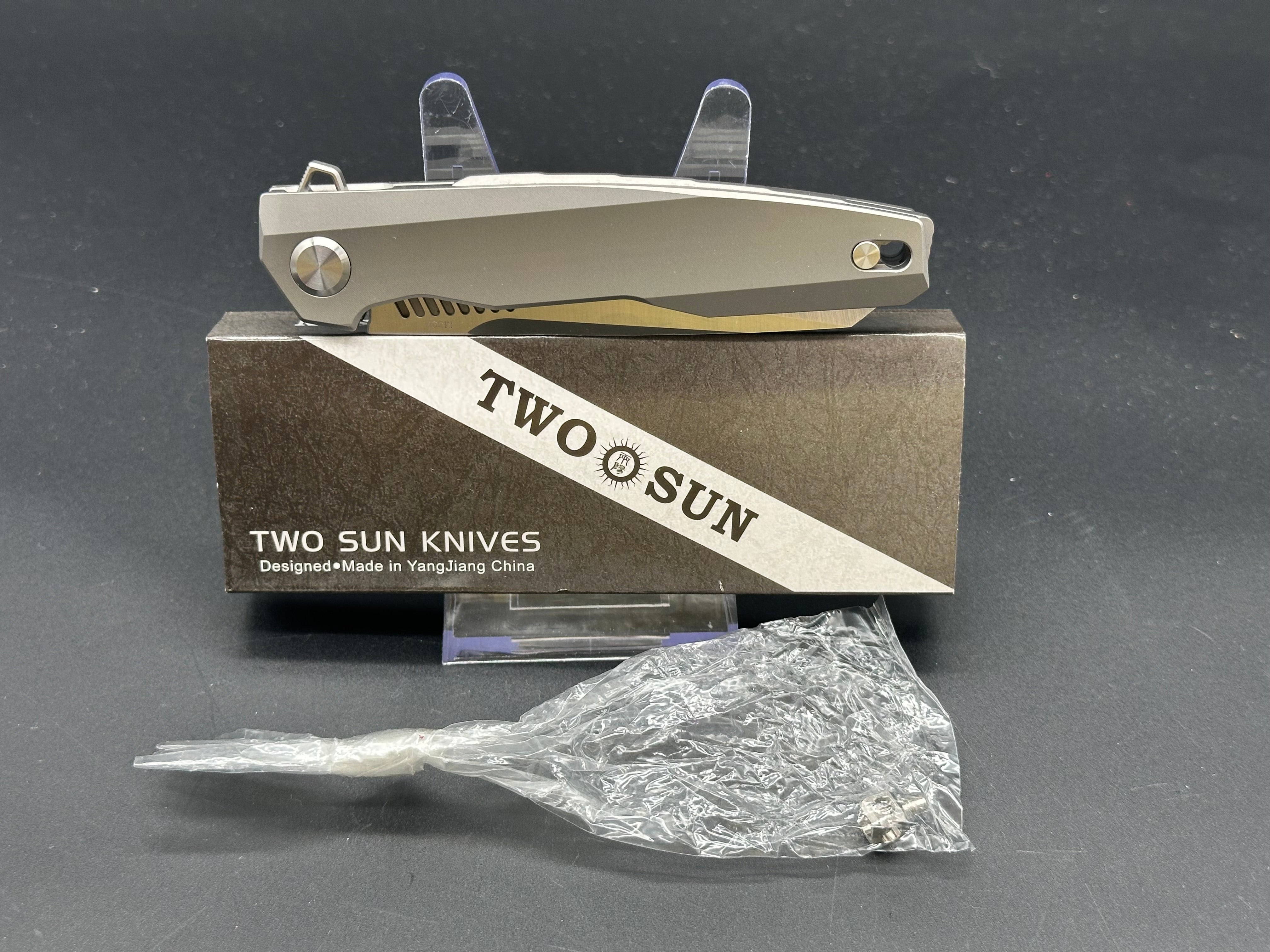 TwoSun TS88 (tenon & mortise) Ti handle w/M390 blade