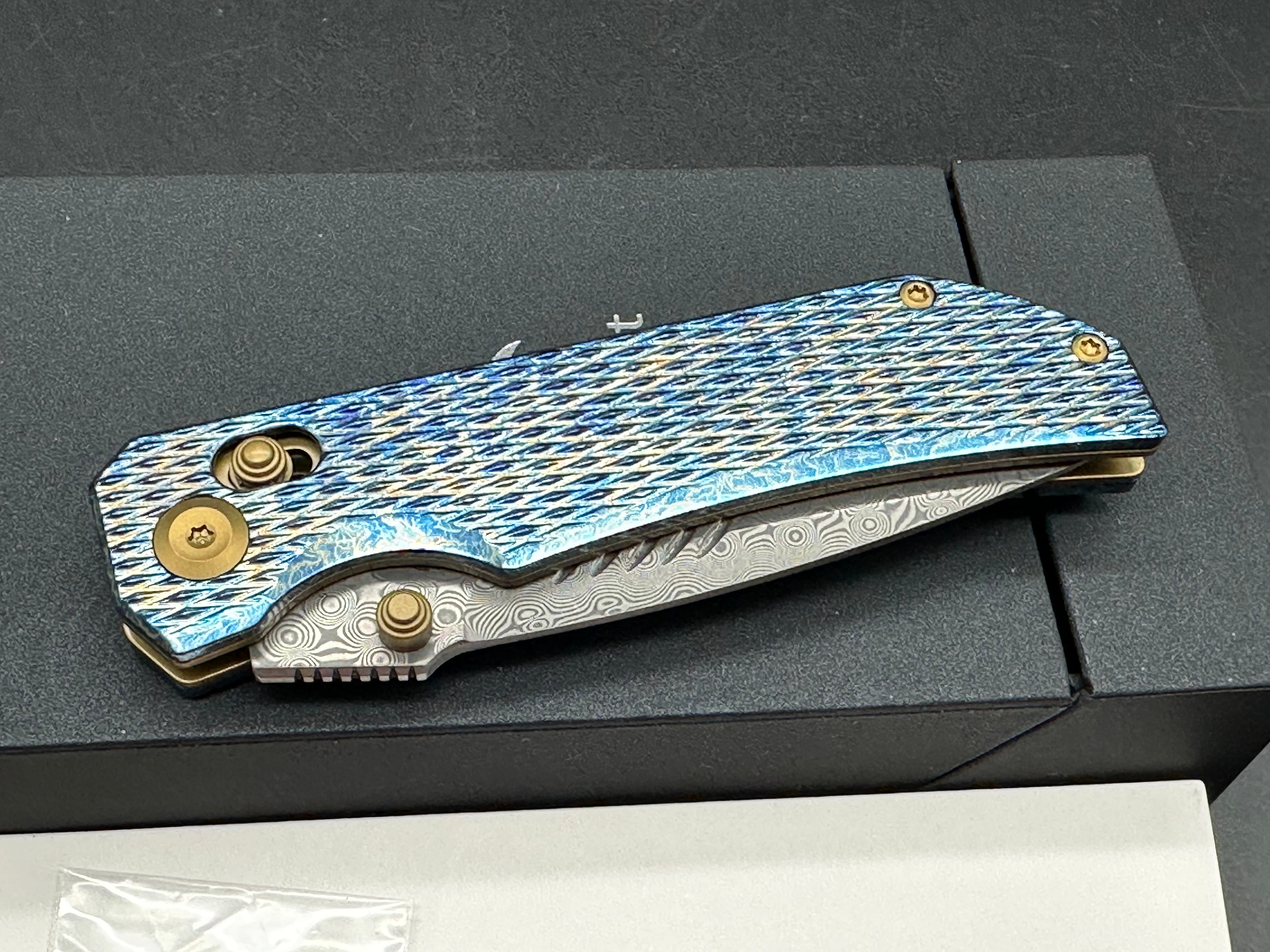 KANSEPT EAGLESTRIKE CROSSBAR LOCK KNIFE LIGHTNING STRIKE FINISH TITANIUM 3.73'' DAMASCUS BLADE