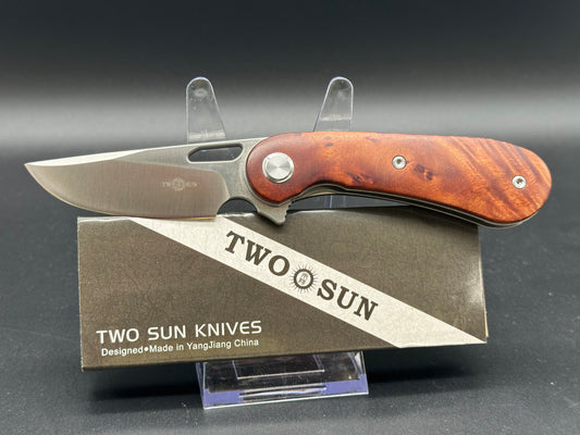 TwoSun TS134 burl wood scales w/14c28n blade