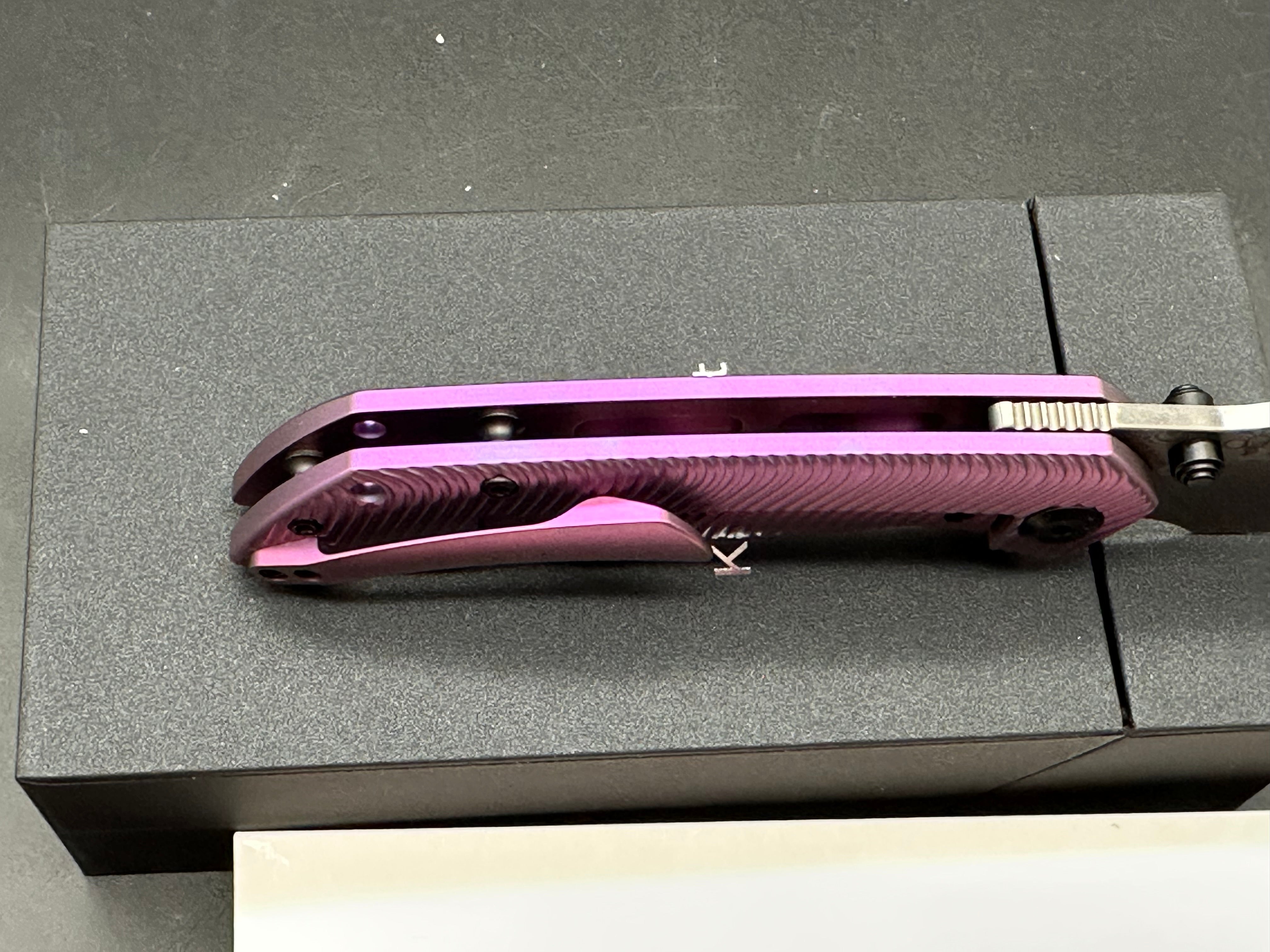 KANSEPT FENRIR PURPLE ANODIZED TITANIUM MICRO MILLED WATER RIPPLE HANDLE (3.48'' DAMASCUS BLADE)