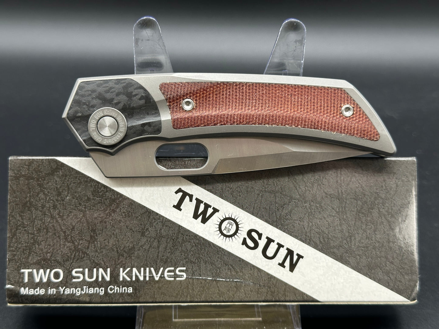 TwoSun TS142 integral titanium/micarta handle w/M390 blade