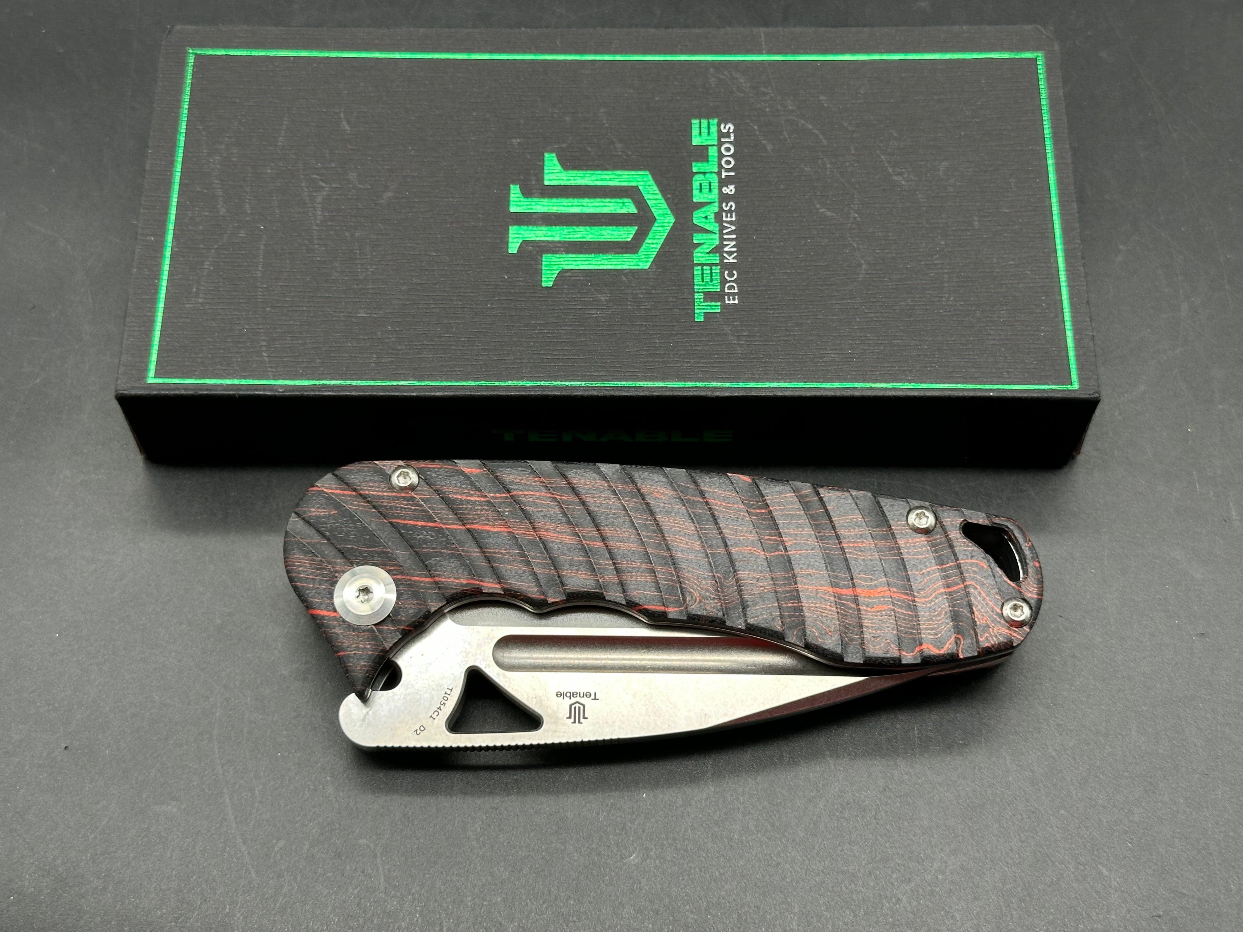 Tenable Bömbur Folding Knife Black and Red G-mascus Handle (3.53'' Stonewashed D2 Blade)