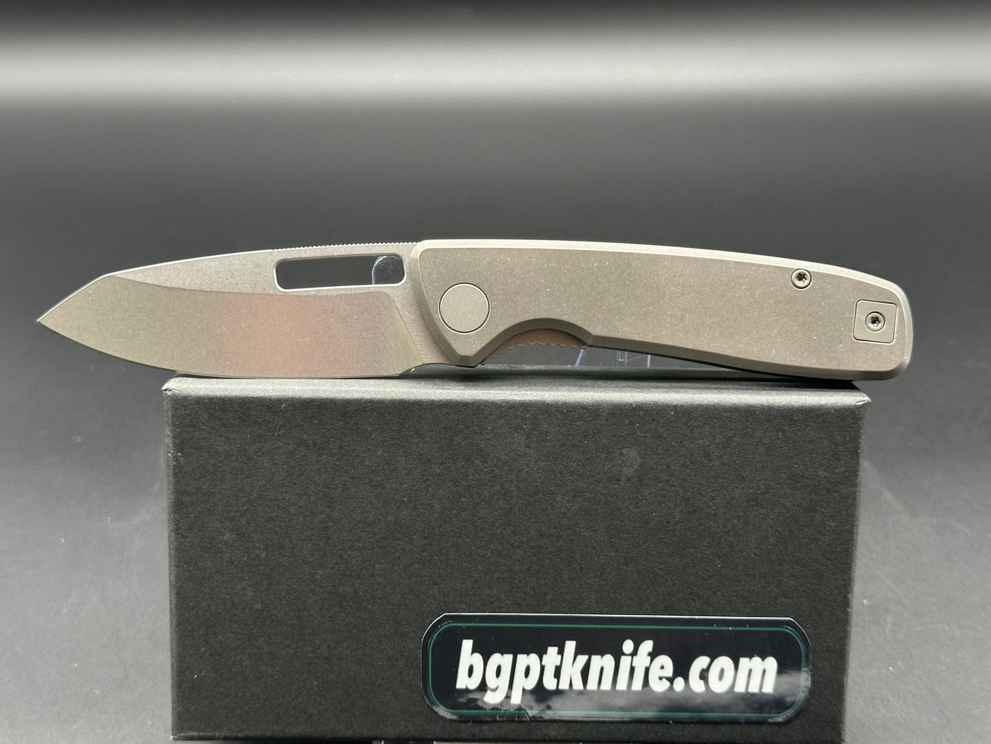 Bridgeport 395 LL V1, 3" 14C28N Stonewash Blade with Titanium Handle