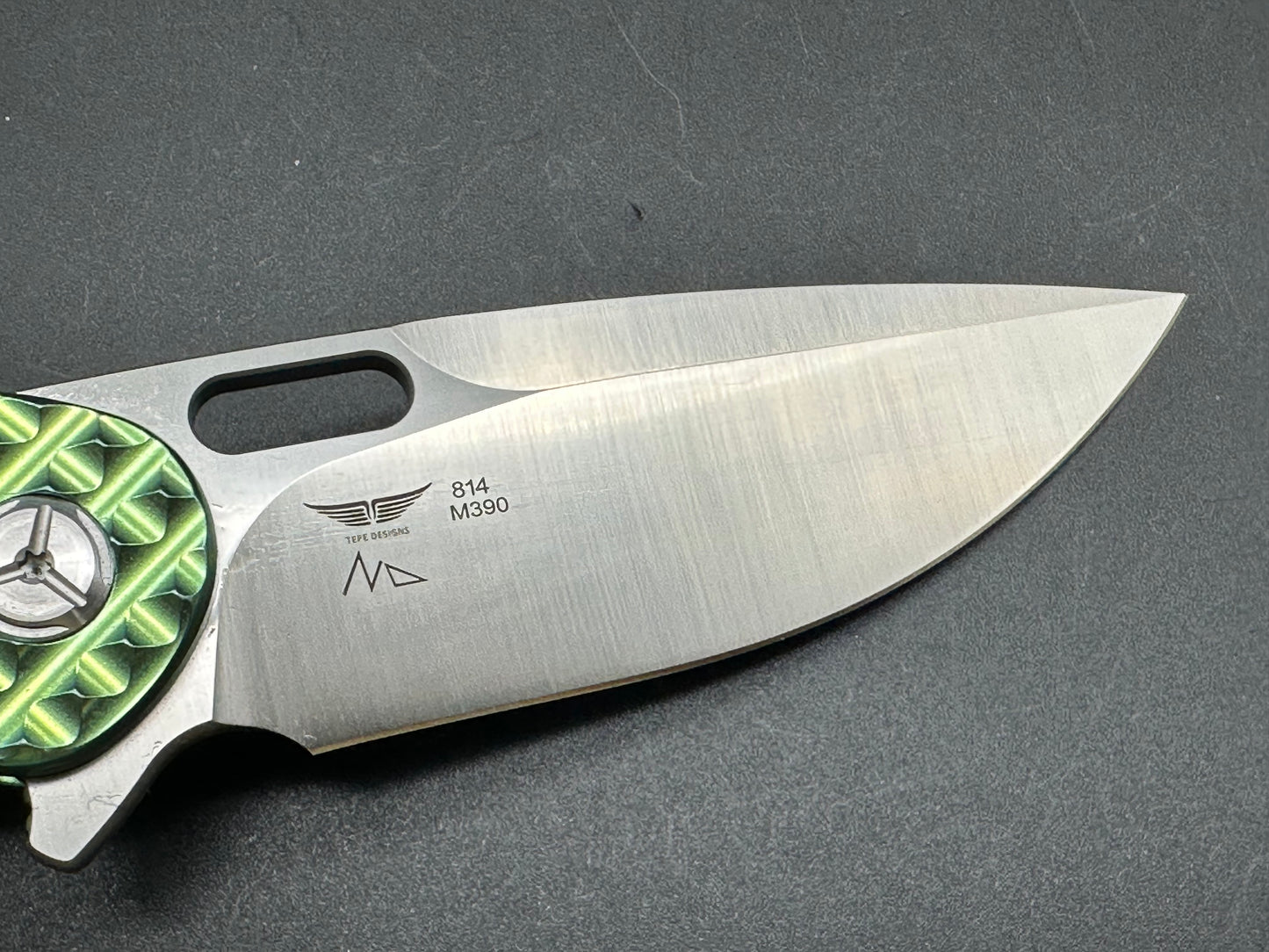 TwoSun TS177 green Titanium handle w/M390 blade