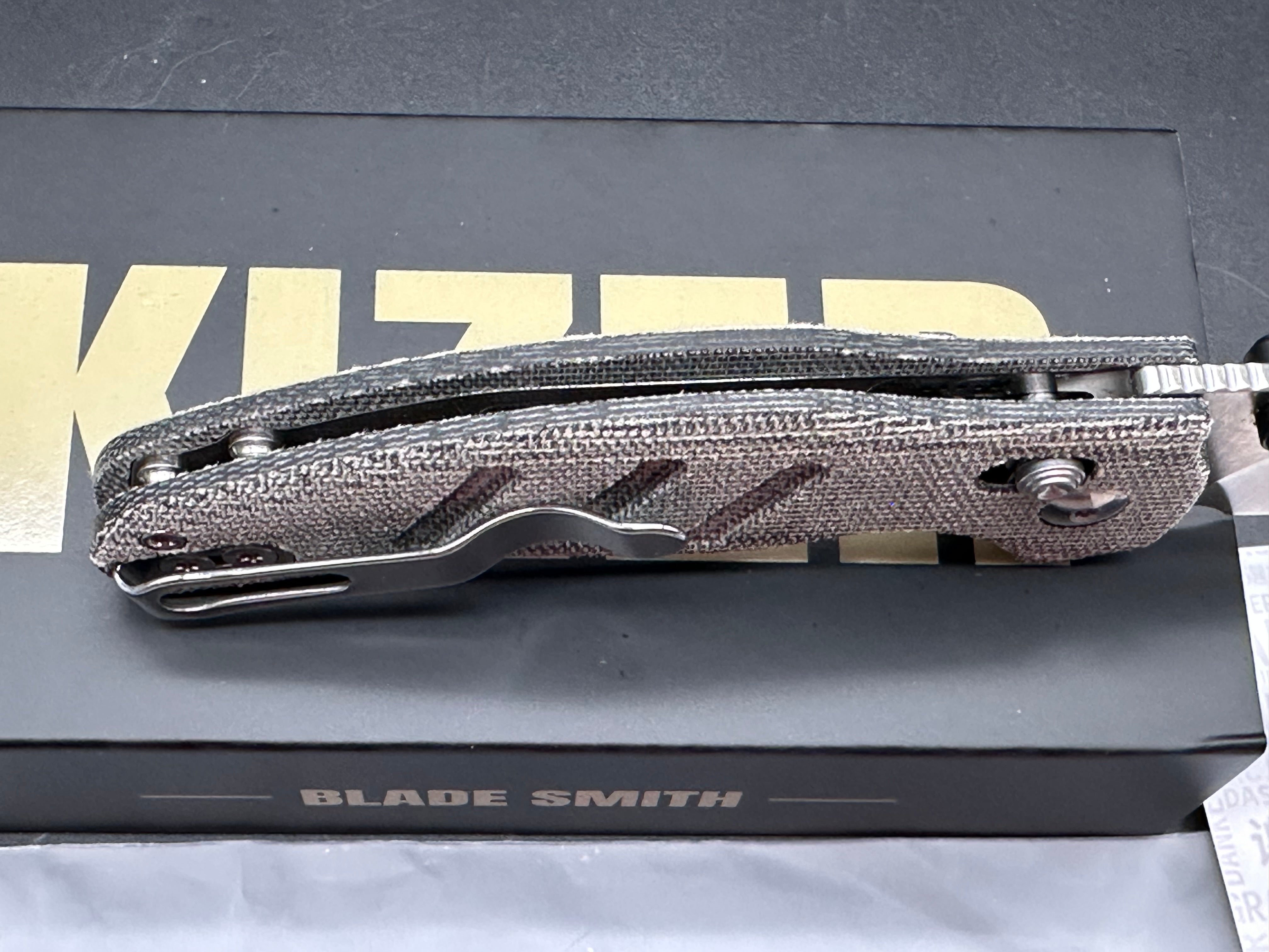 Kizer Sheepdog Knives | C01C 2.9 CD | ELMAX | NORPLEX ULTREX MICARTA
