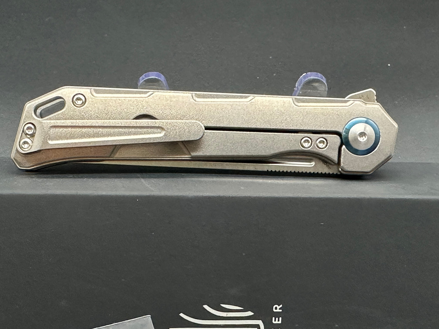 Kizer Begleiter Titanium