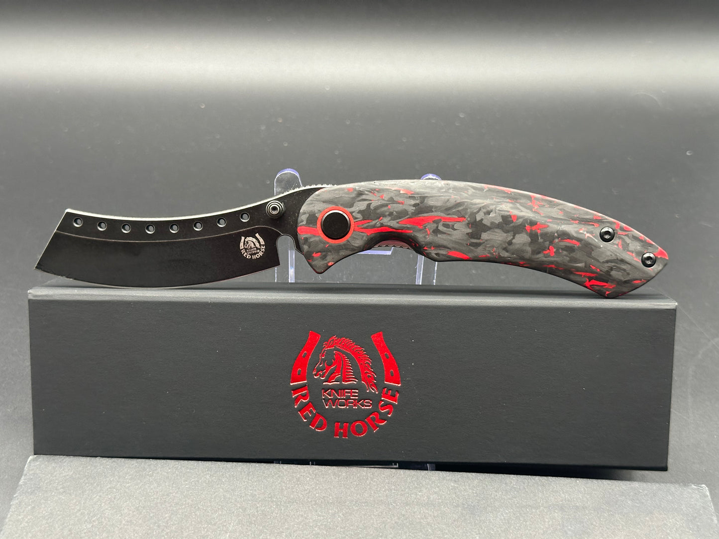 Red Horse Hell Razor P Series Black/Red Marbled Carbon Fiber Handle Black Stonewash Blade