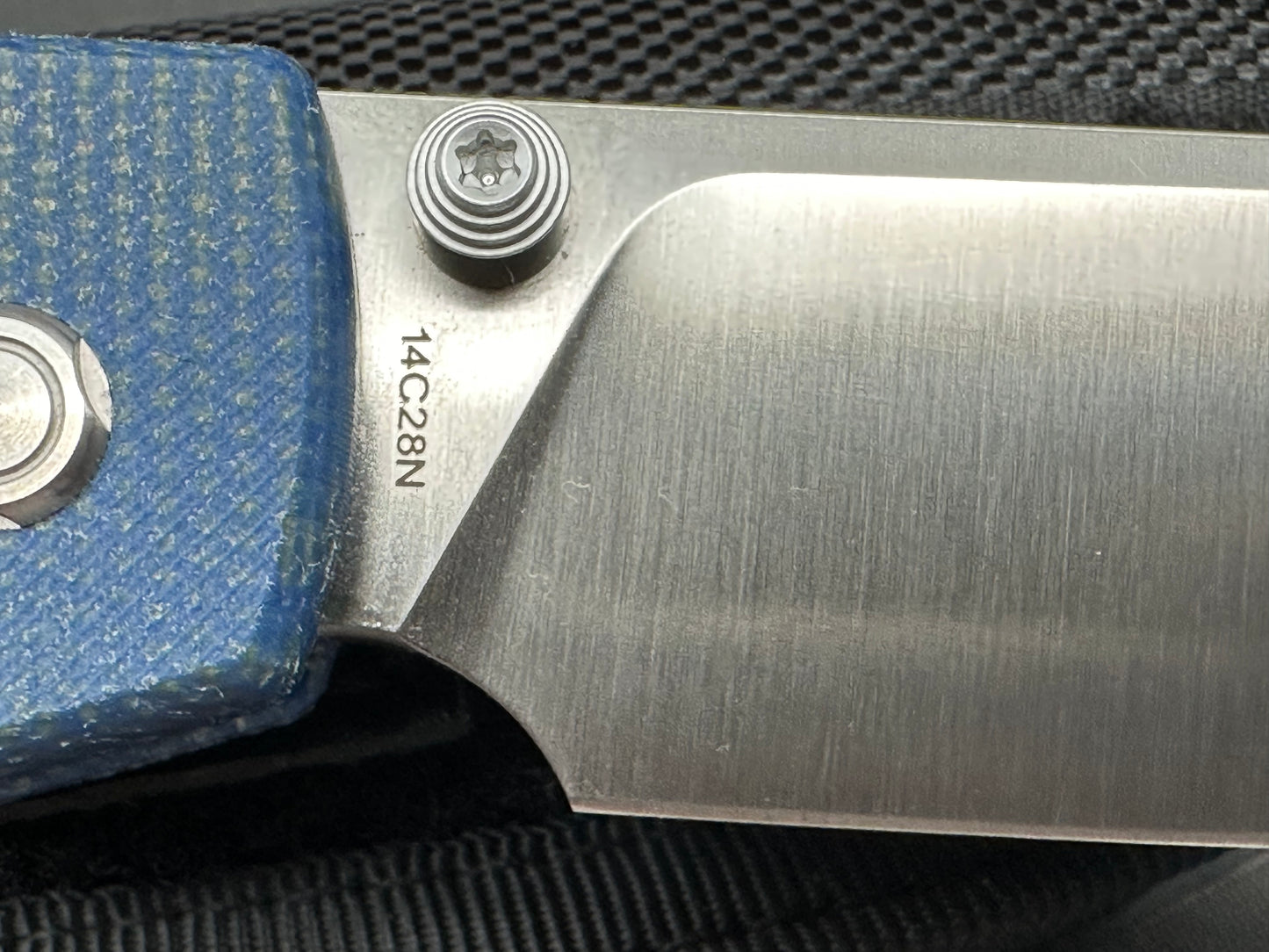 Vosteed Raccoon Top Liner Lock, 3.25" 14C28N Blade with Blue Micarta Handle