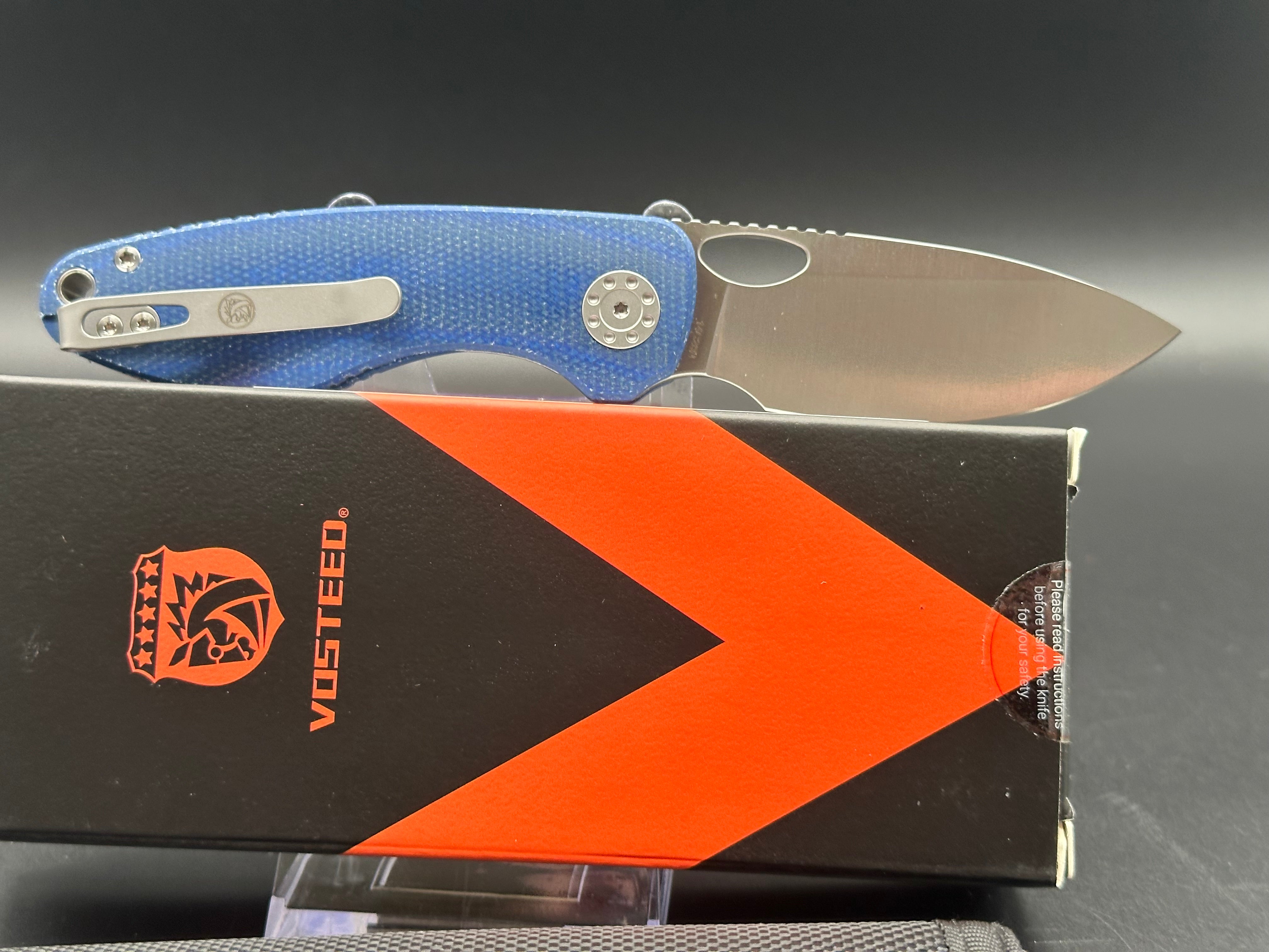 Vosteed Acorn, 2.93" 14C28N Satin Blade with Blue Micarta Handle