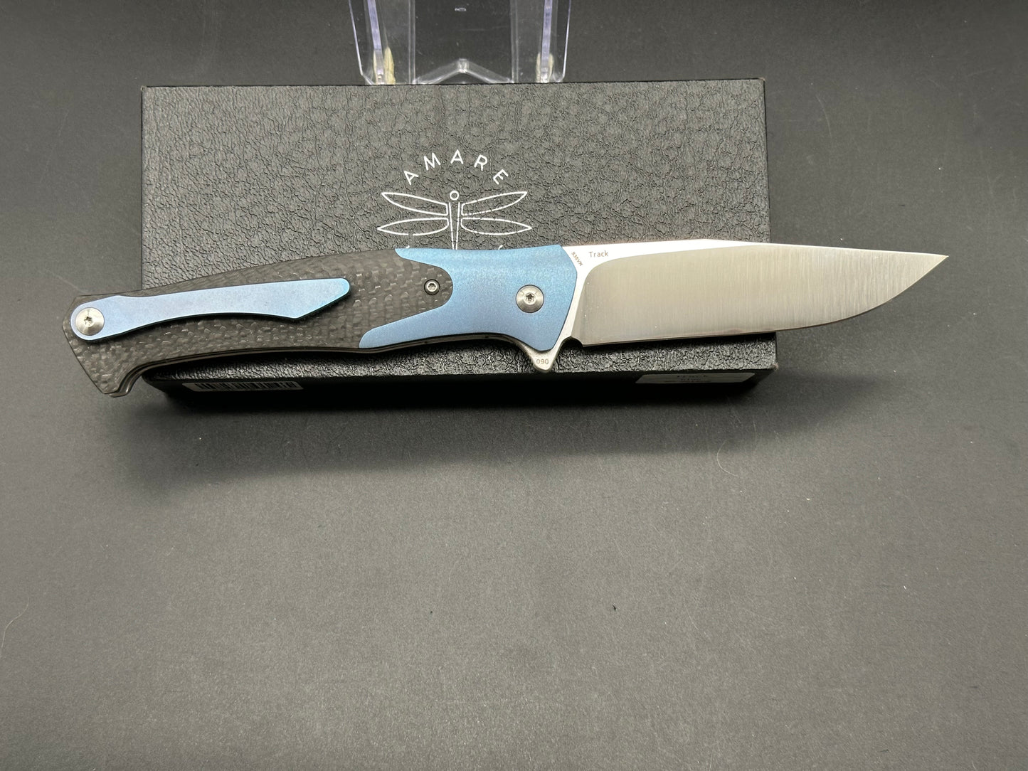 Amare Knives Track Liner Lock Knife Blue/Carbon Fiber (3.75" Satin)