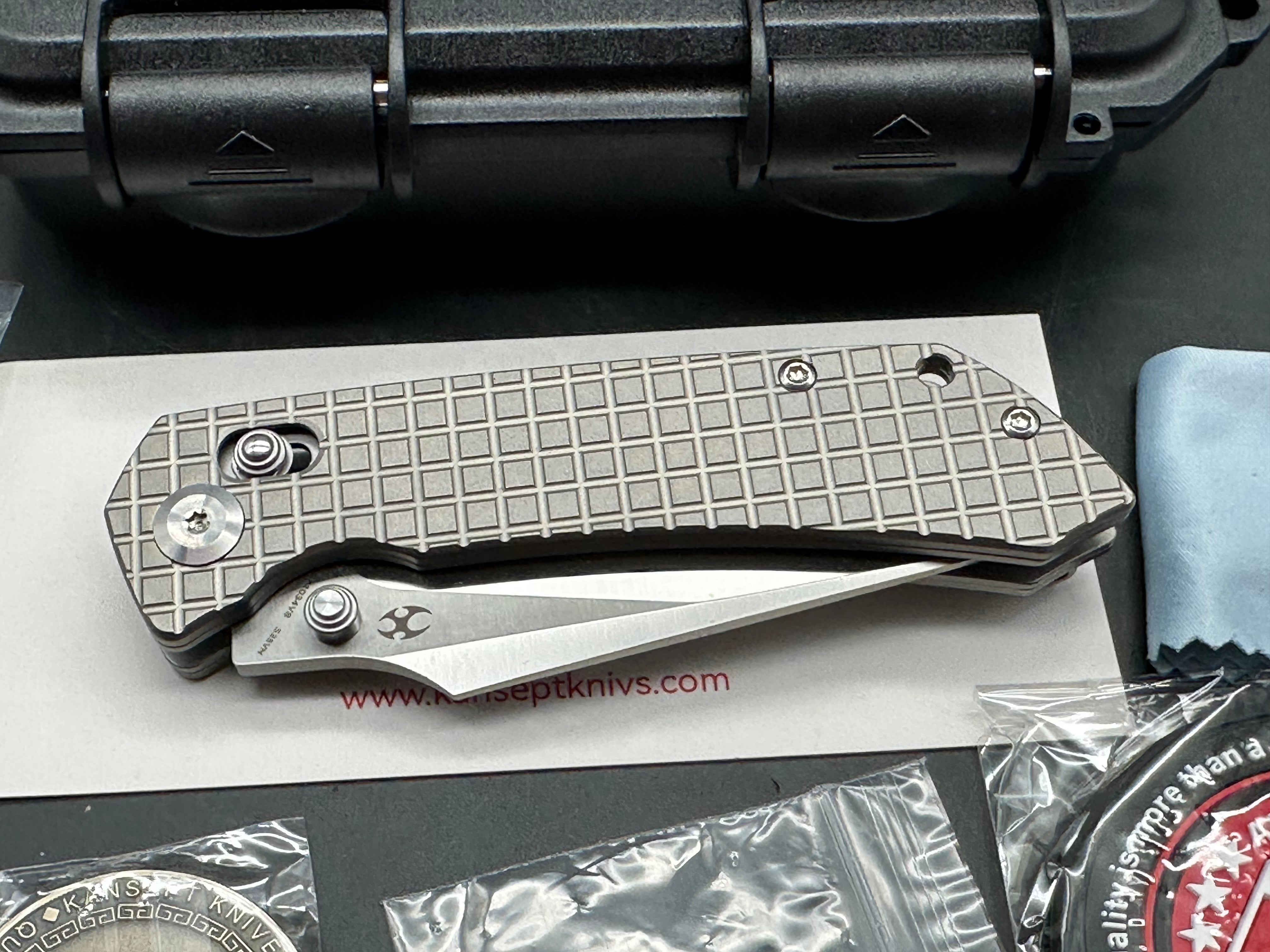 KANSEPT FENRIR BEAD BLASTED TITANIUM WITH FRAG PATTERN HANDLE 3.45'' CPM S35VN BLADE