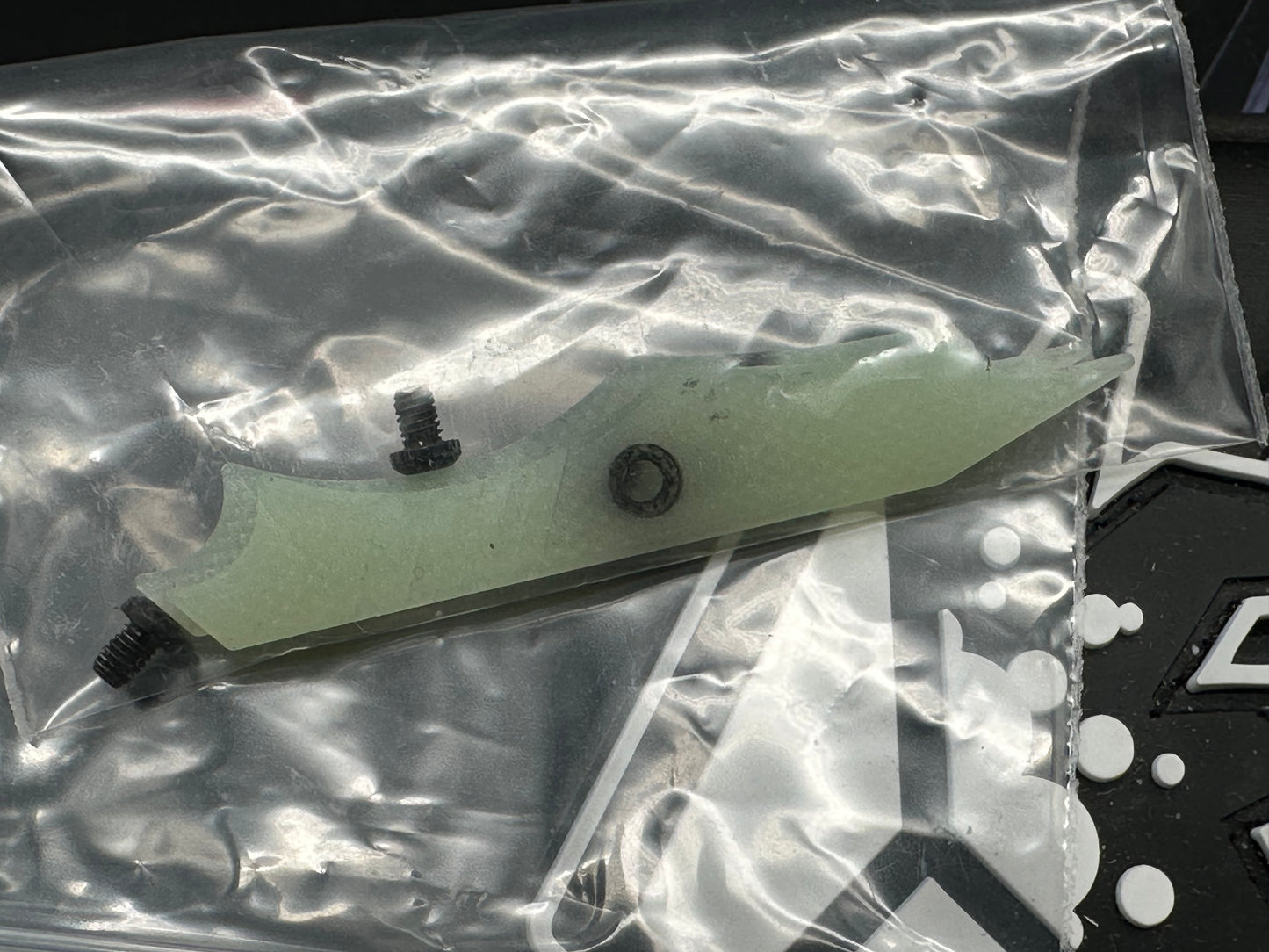 Arcane Preytheon black G10 handle w/titanium inserts w/extra jade G10 inserts included.