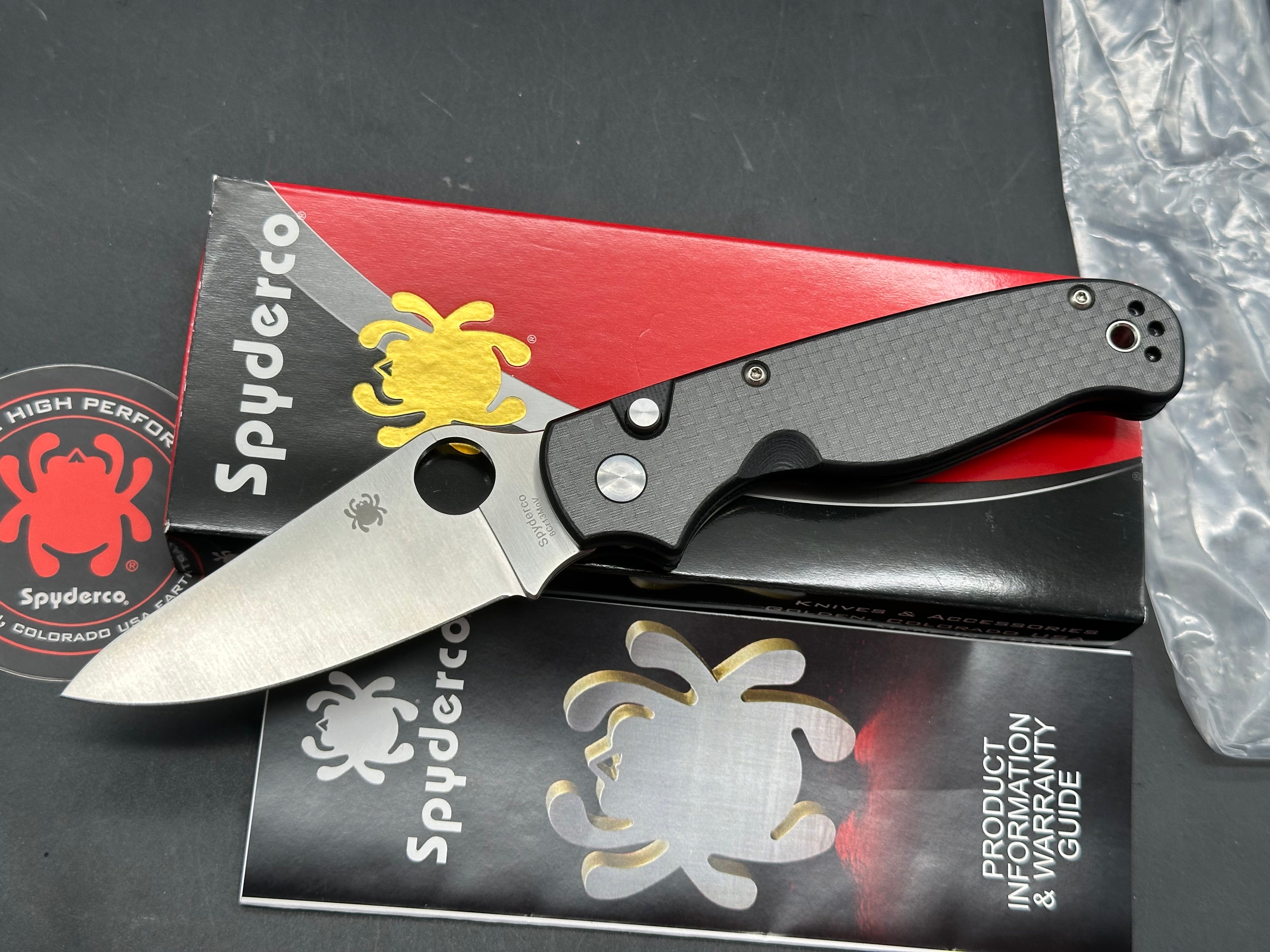 Spyderco ButtonUp, 3.27" 8Cr13MoV Satin Blade with Carbon Fiber-Black G10 Laminate Scales