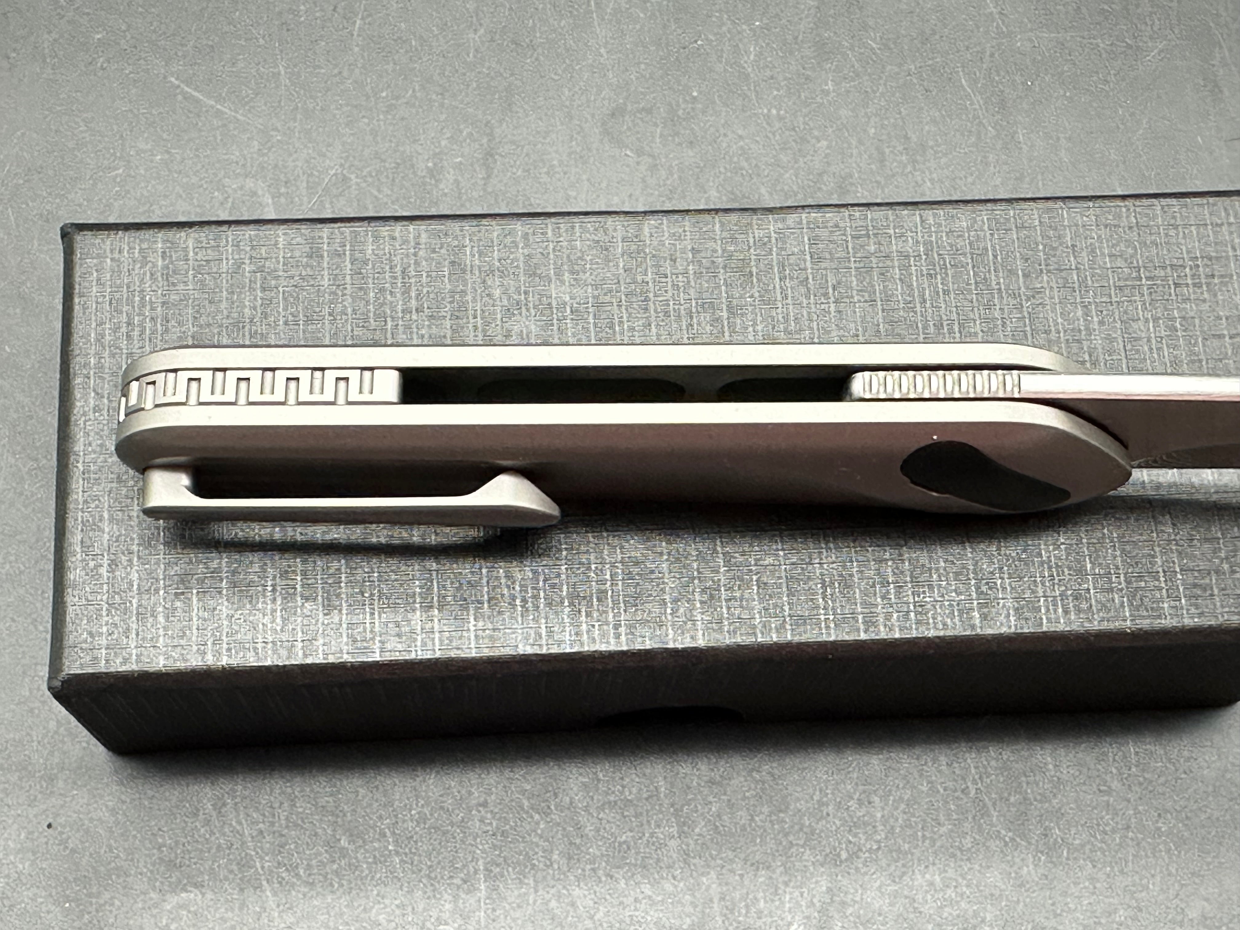 Kniclad Ginren Dark Gray Titanium Handle EDC Knife with Black Detachable Magnetic pivot cover