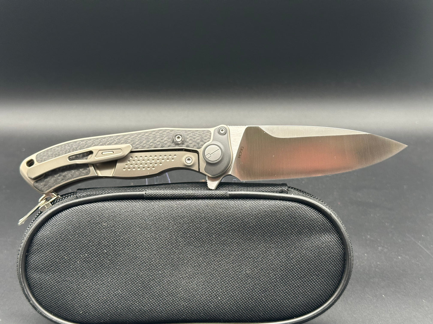 Venom Bone Doctor Kevin John titanium/CF handle w/M390 blade