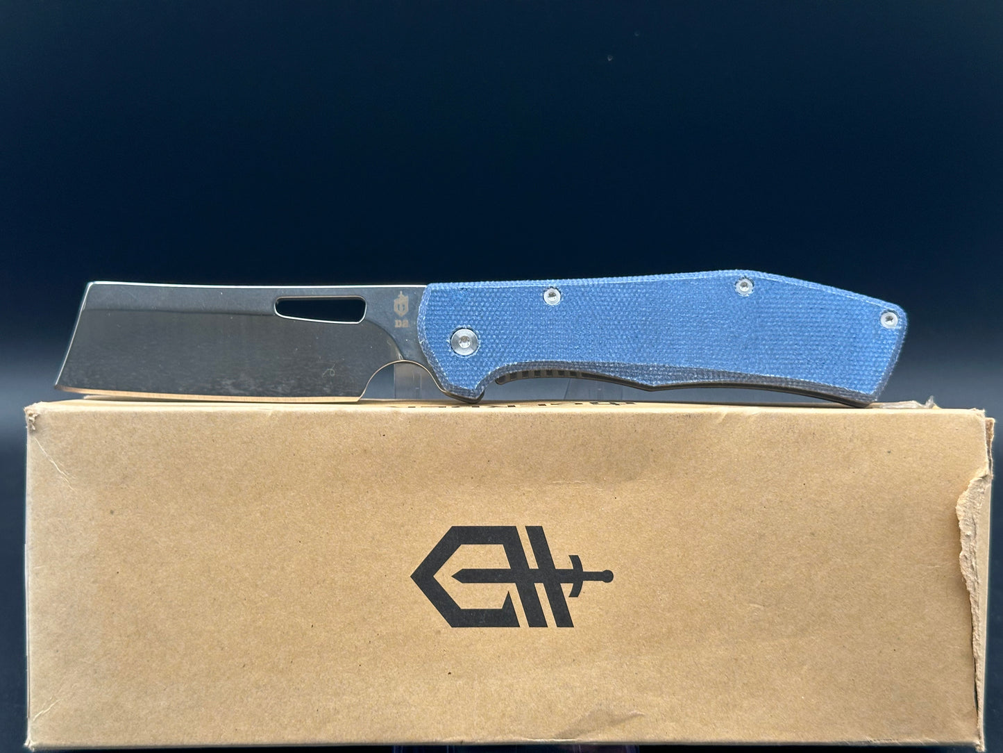 Gerber Flatiron steel frame/blue micarta wD2 blade