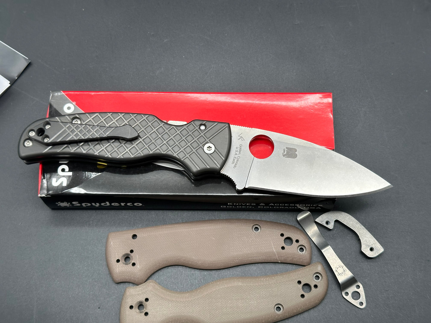 Spyderco Shaman in S15V with Meton Boss Zirconium scales, backspacer and clip