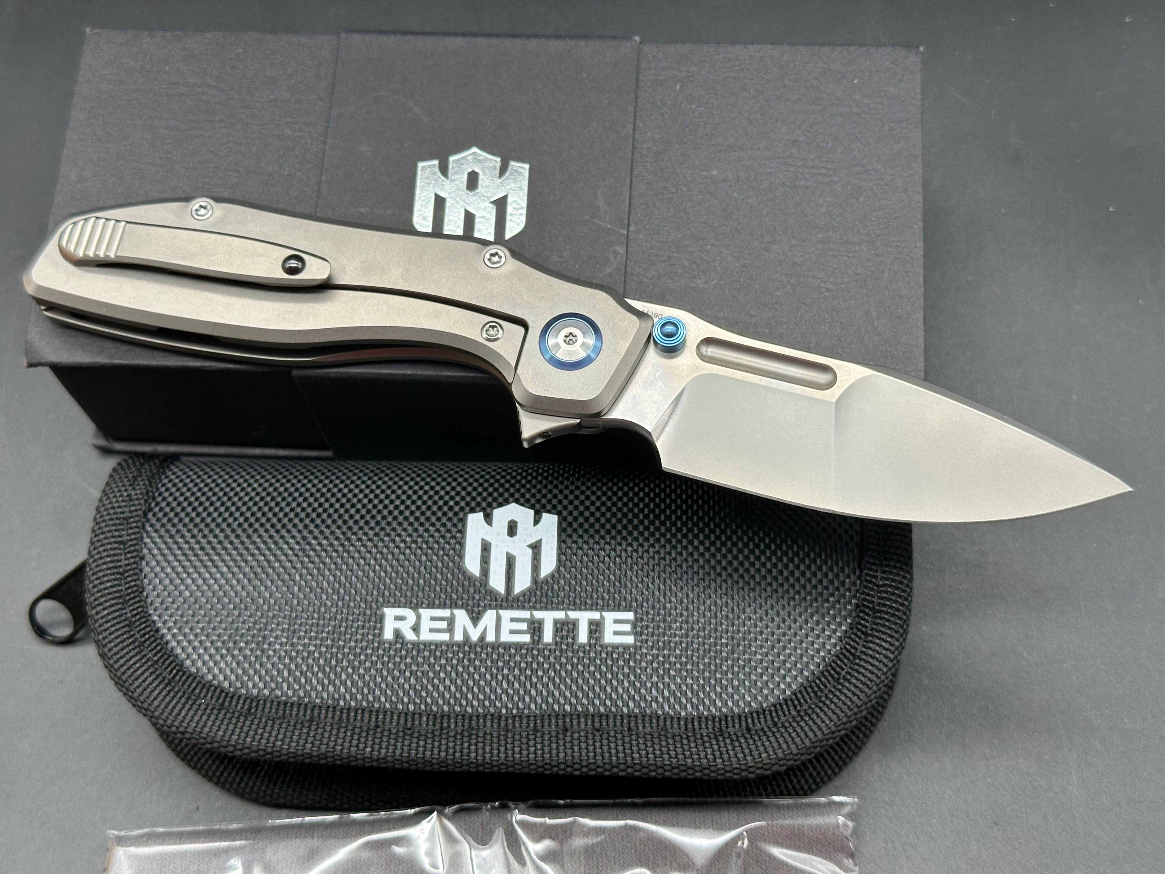 REMETTE RT-TWOFACE FOLDING KNIFE TITANIUM HANDLE M390 BLADE