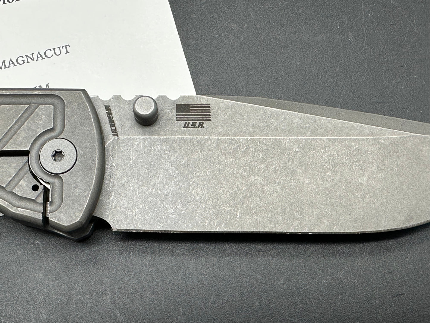 McNees Mac PM2 Atomic Fastback in (hollow grind) magnacut