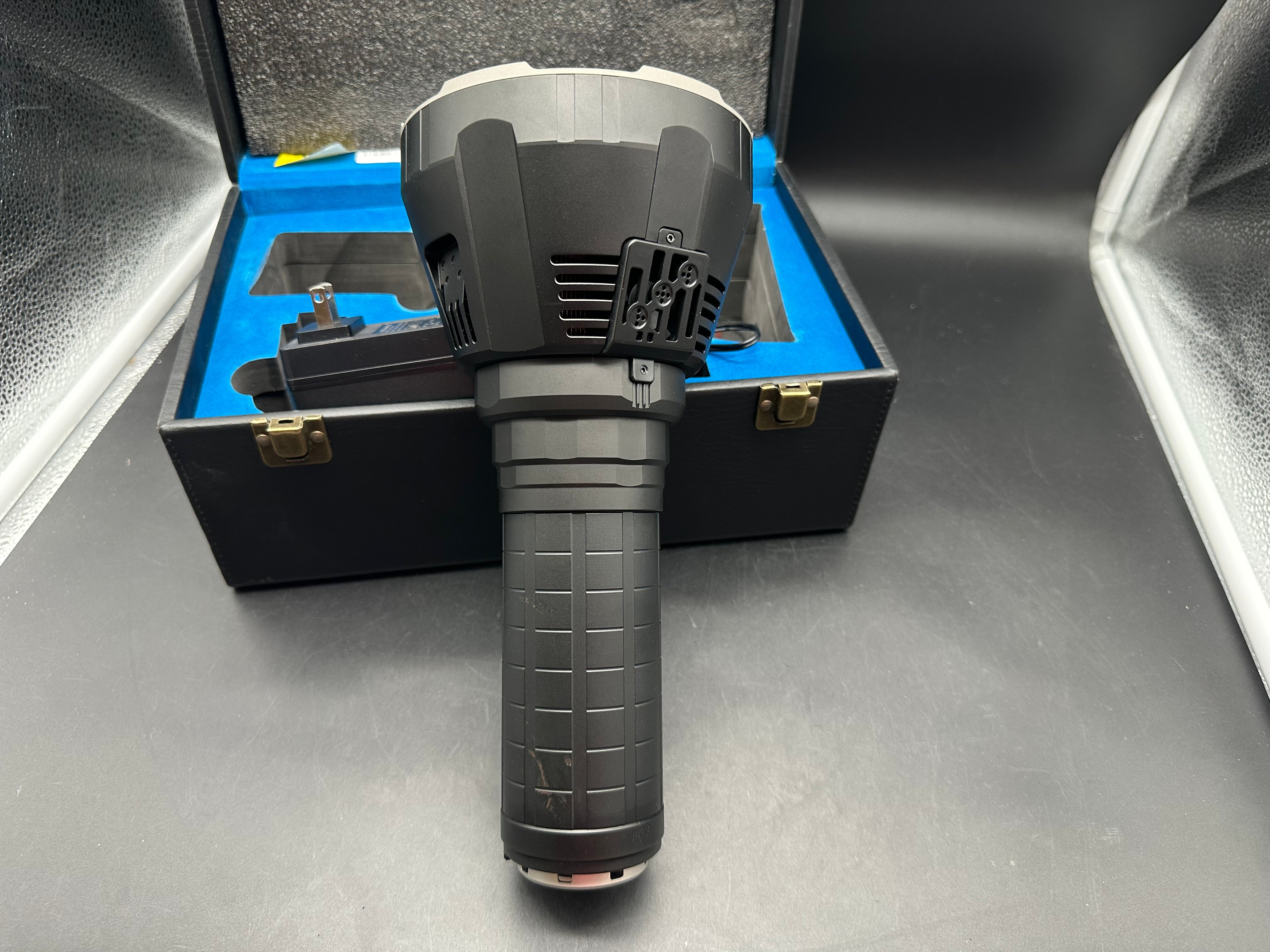 Imalent MS18 high power flashlight 100K lumens