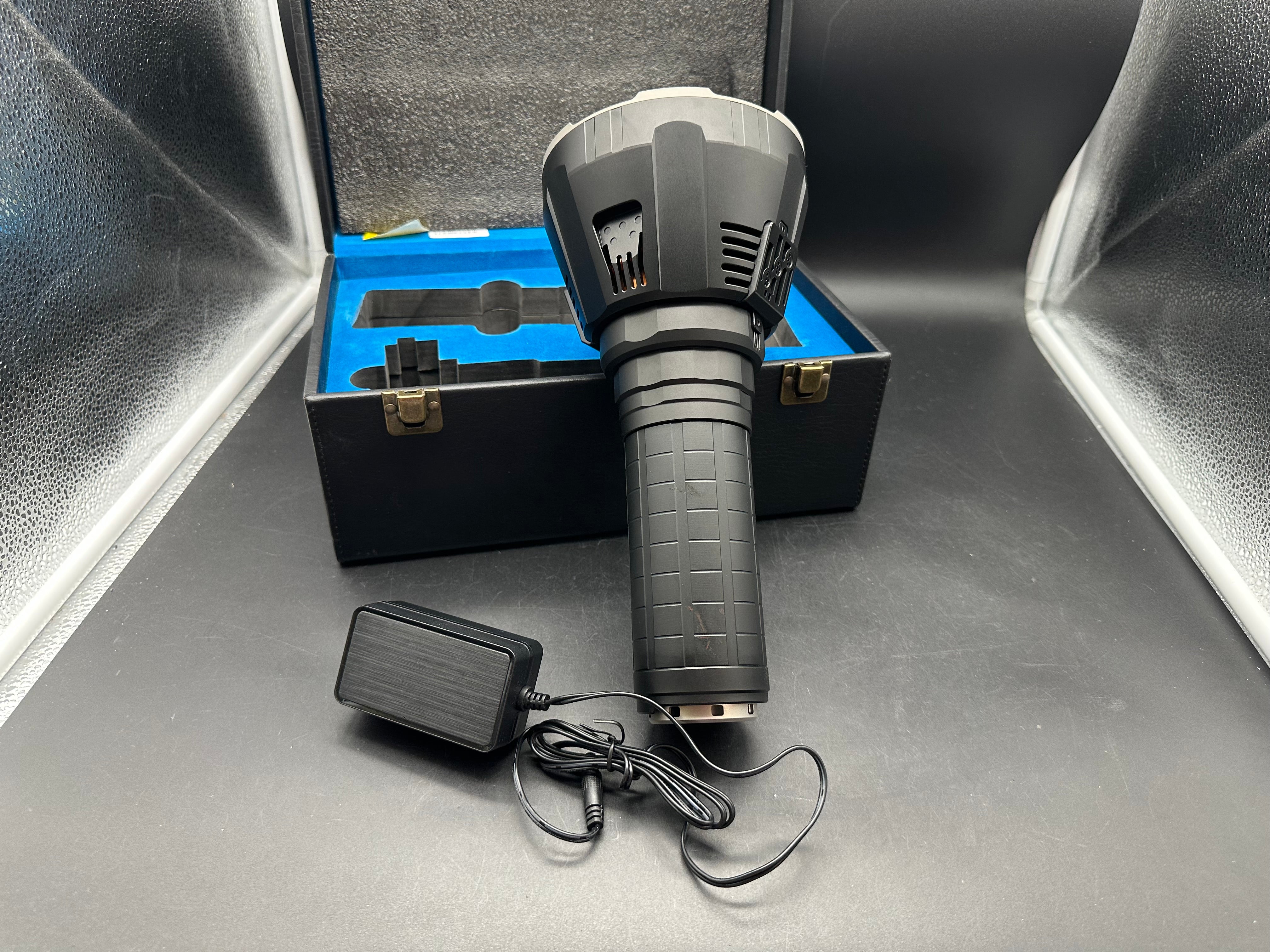 Imalent MS18 high power flashlight 100K lumens