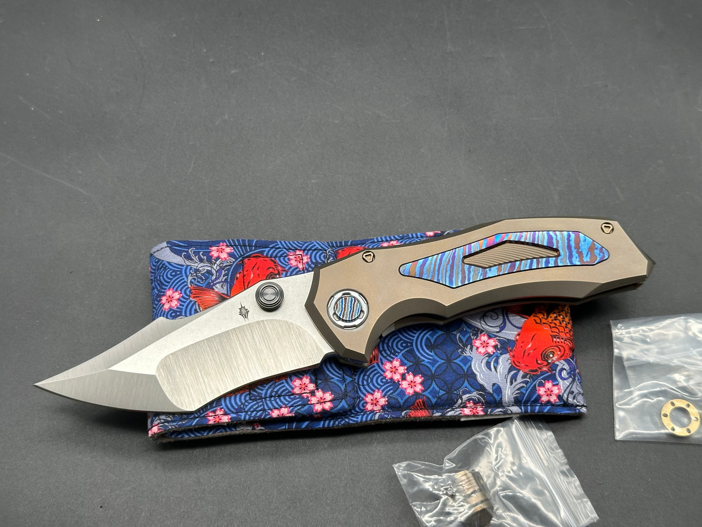 Genex Blade  Primarch #6/Bronze Milled TI Frame + Zircoti Inlays, Pivot w/Satin Vanax