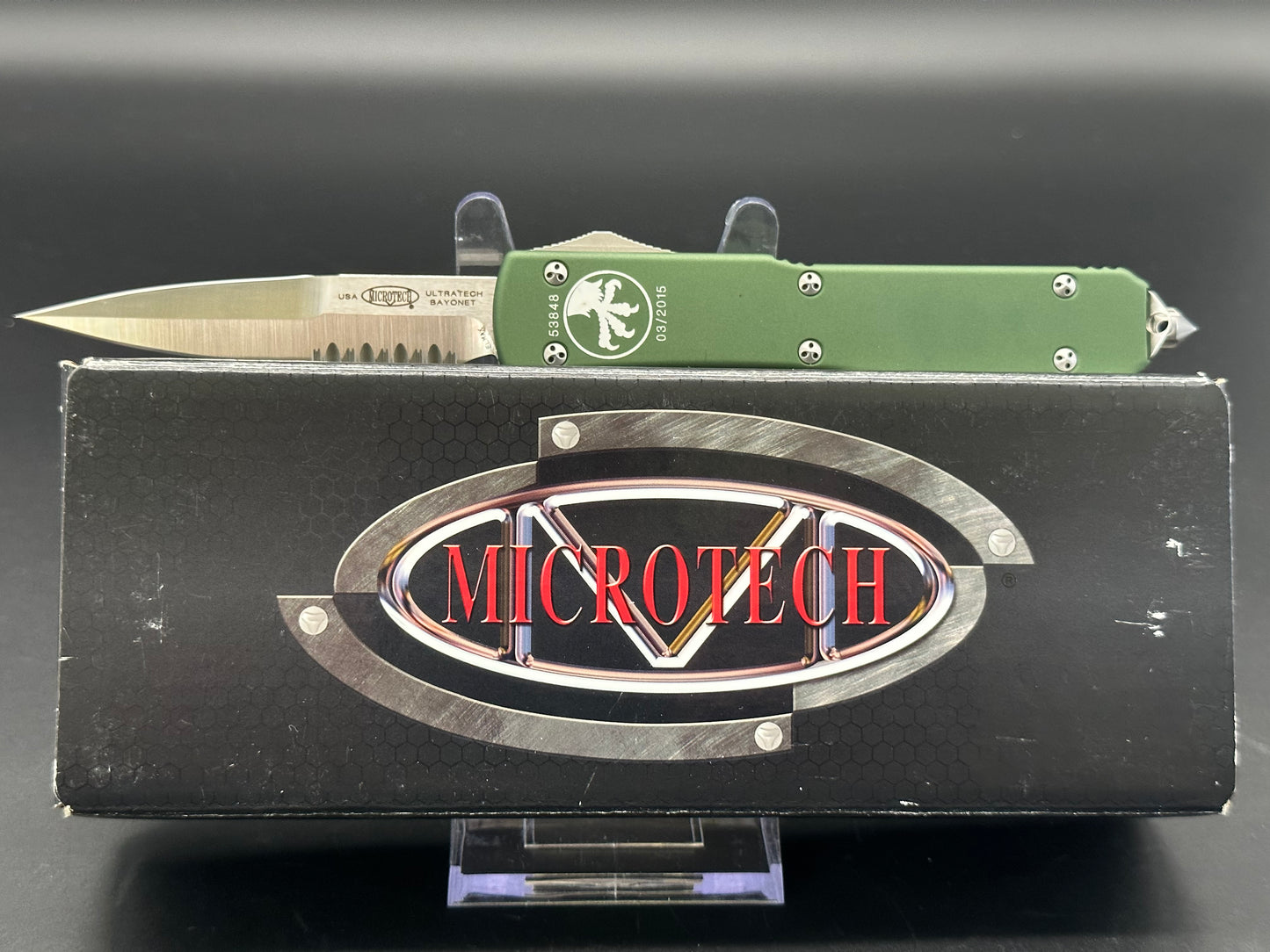 Microtech Ultratech green aluminum