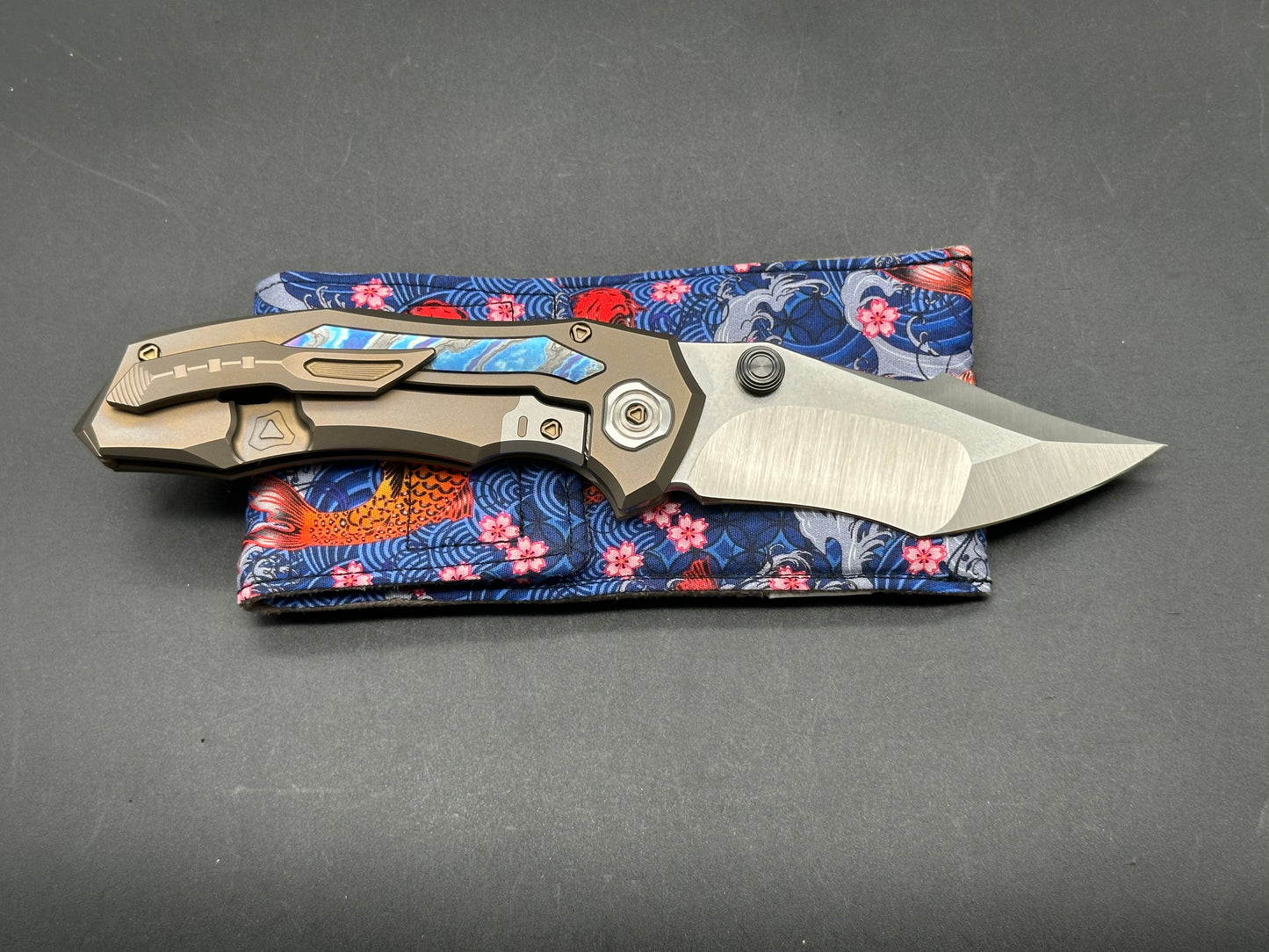 Genex Blade  Primarch #6/Bronze Milled TI Frame + Zircoti Inlays, Pivot w/Satin Vanax