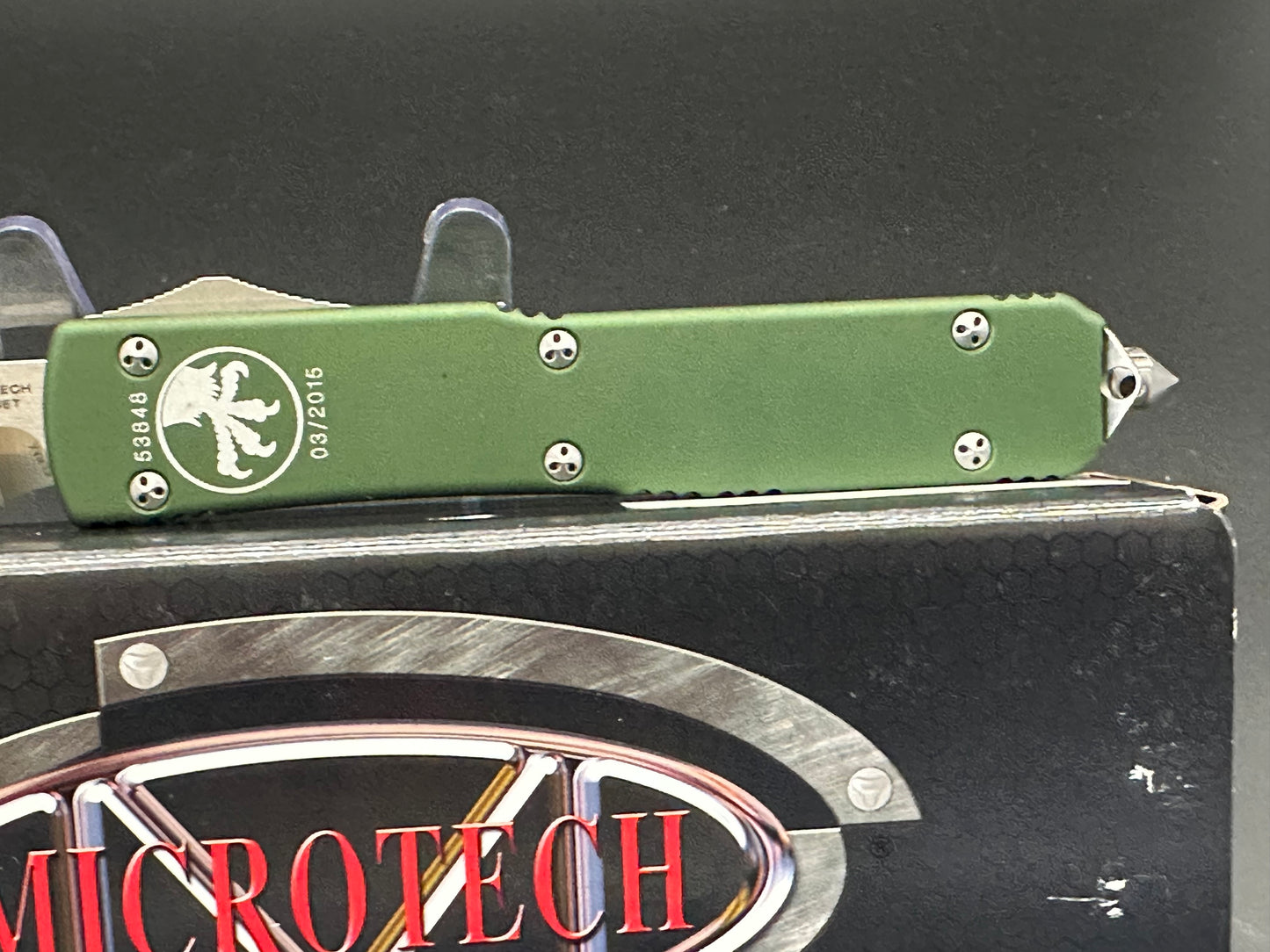 Microtech Ultratech green aluminum