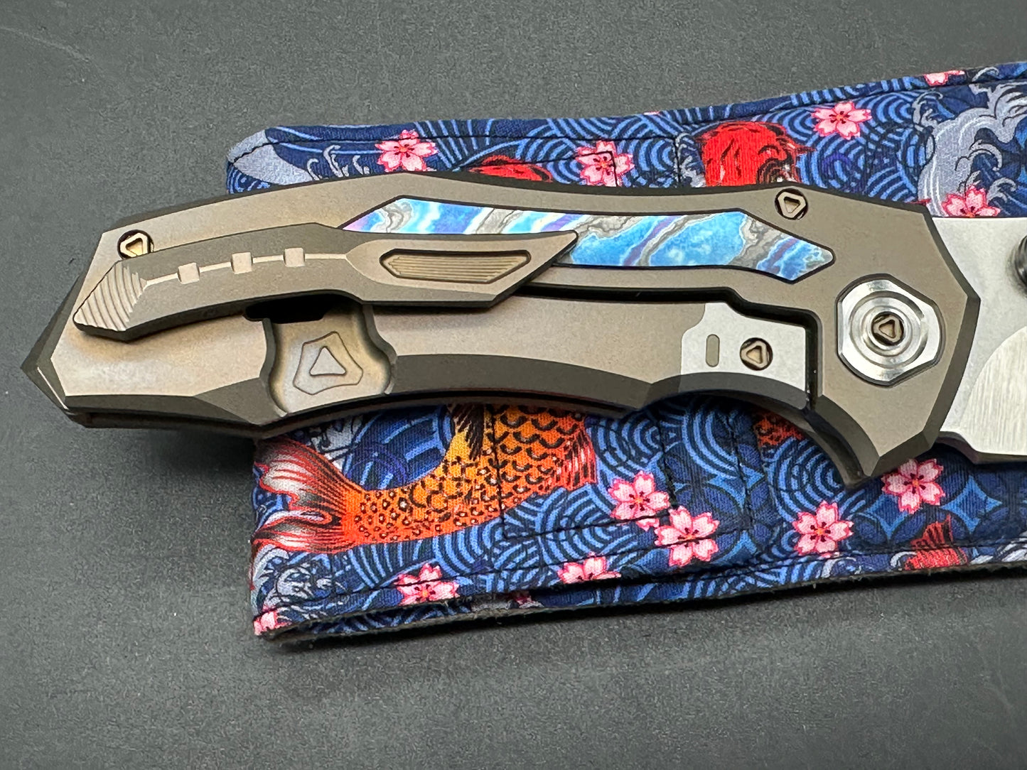 Genex Blade  Primarch #6/Bronze Milled TI Frame + Zircoti Inlays, Pivot w/Satin Vanax