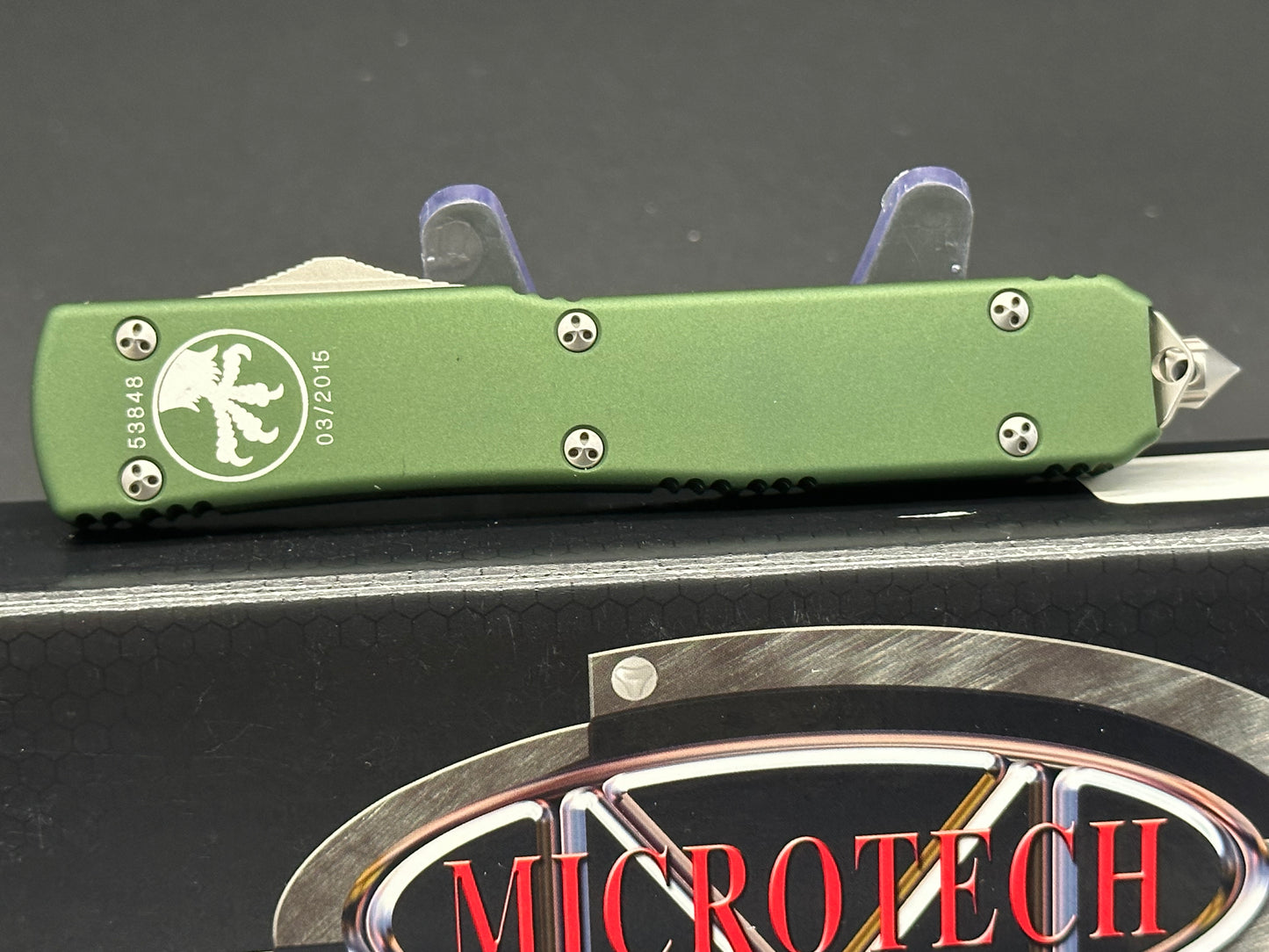 Microtech Ultratech green aluminum