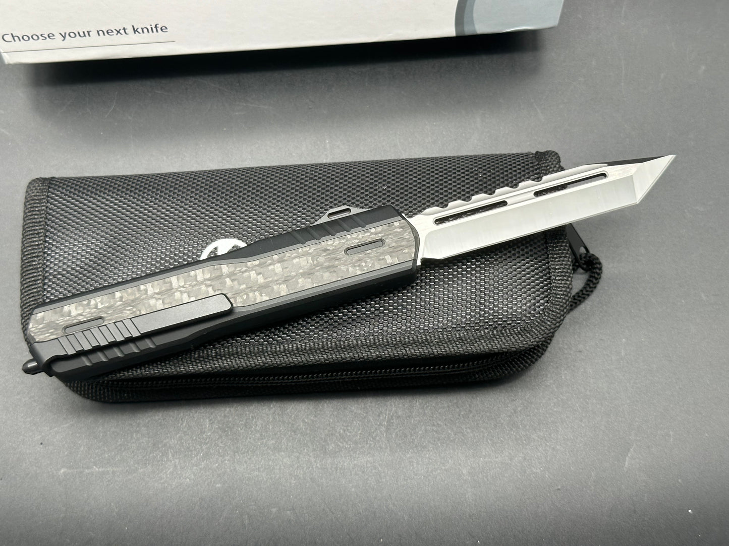 Maxace + Midnight Cat - Medusa 4.0/Auto/OTF Black Aluminum Frame + CF Inlays/ Magnacut