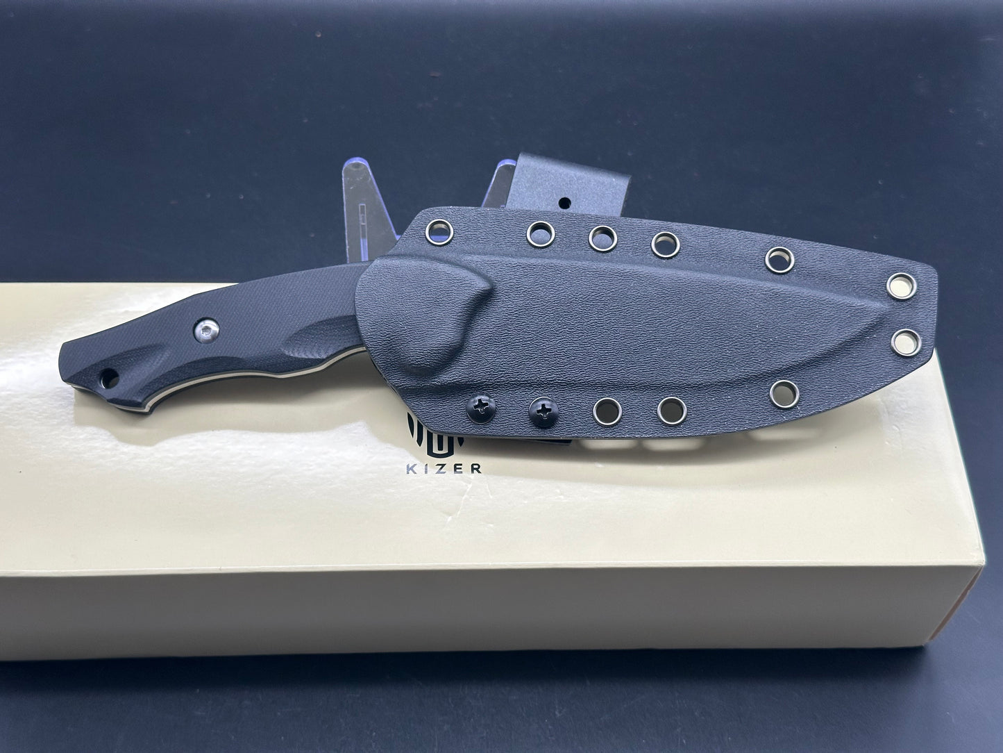 Kizer Magara Fixed Blade Knife Black G-10 (4.6" Stonewash) 1055A1